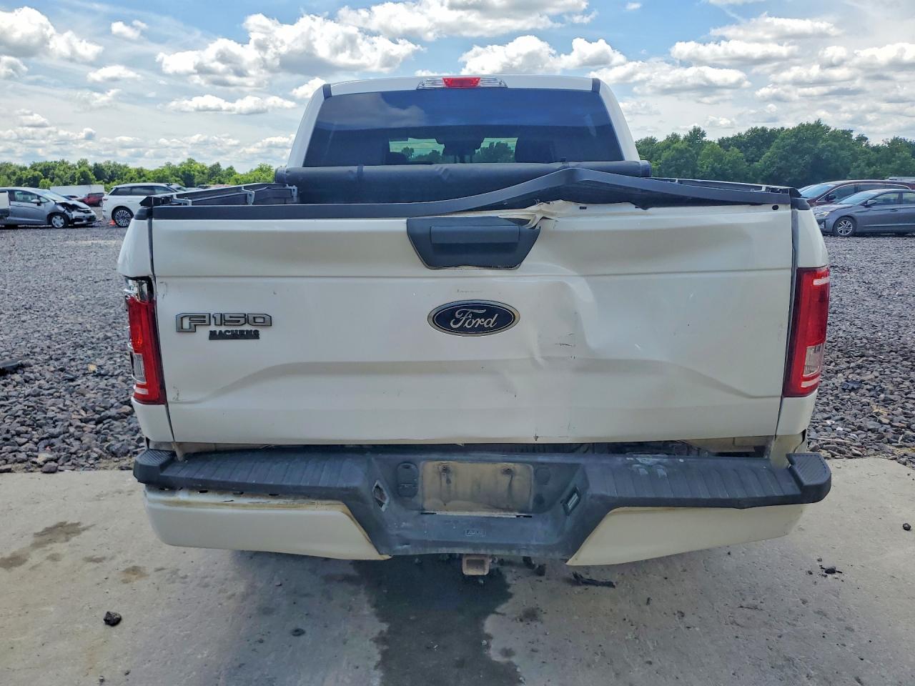 2017 Ford F150 White vin: 1FTEW1EF2HKC06265