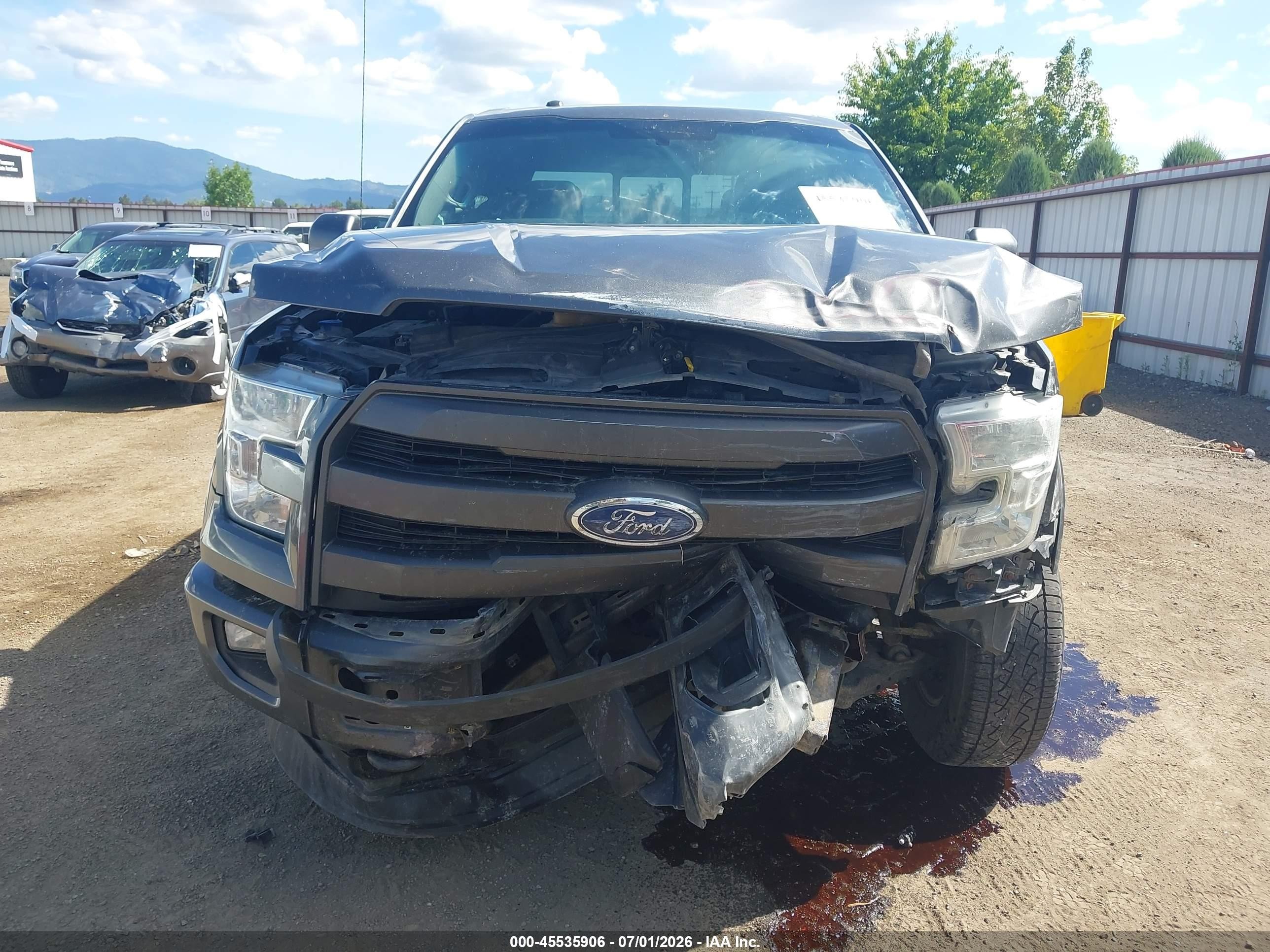 2015 Ford F-150 Lariat Серый vin: 1FTEW1EF3FFA07280