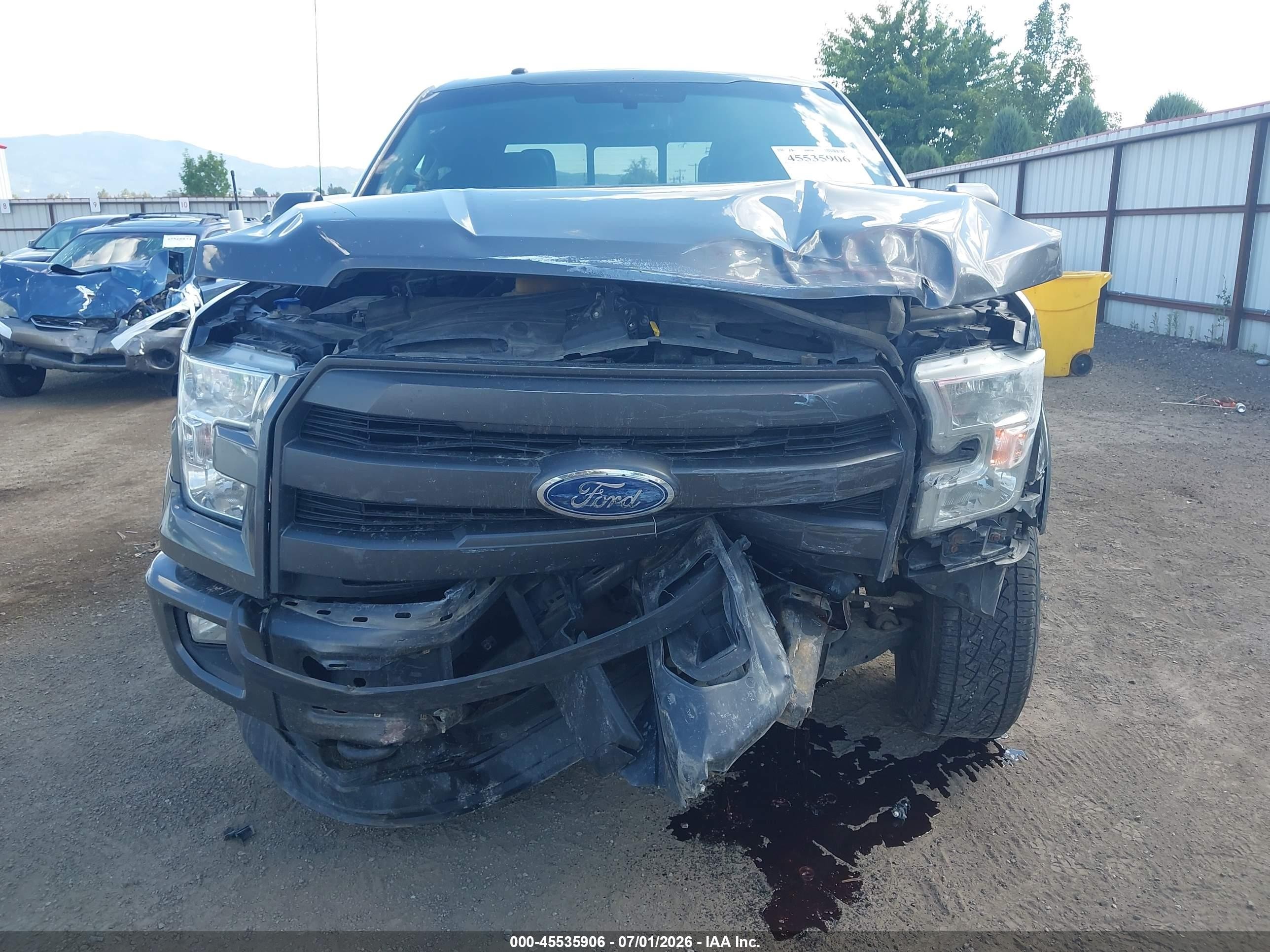 2015 Ford F-150 Lariat Серый vin: 1FTEW1EF3FFA07280
