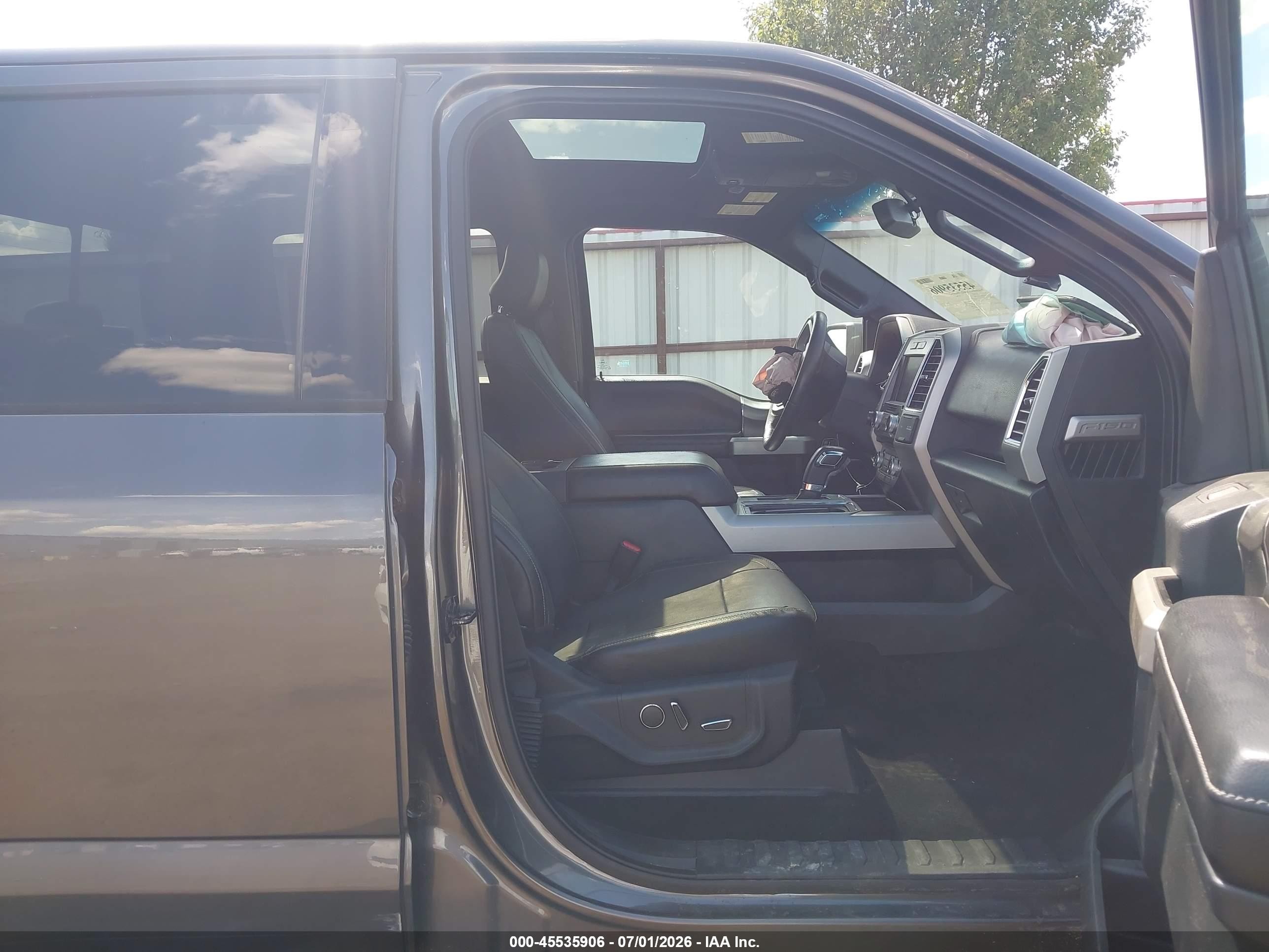 2015 Ford F-150 Lariat Серый vin: 1FTEW1EF3FFA07280