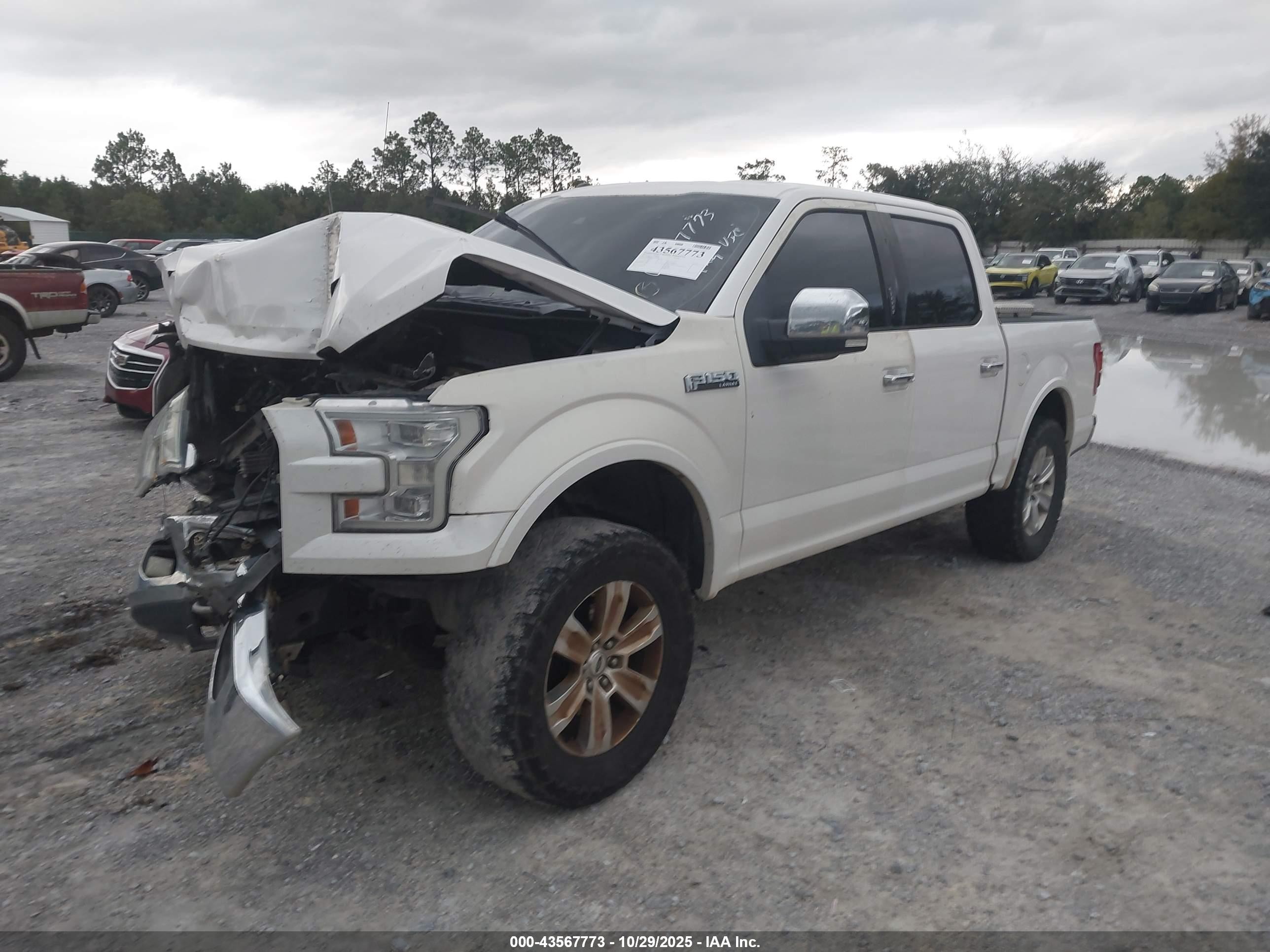 2015 Ford F-150 Lariat White vin: 1FTEW1EF3FFA60285