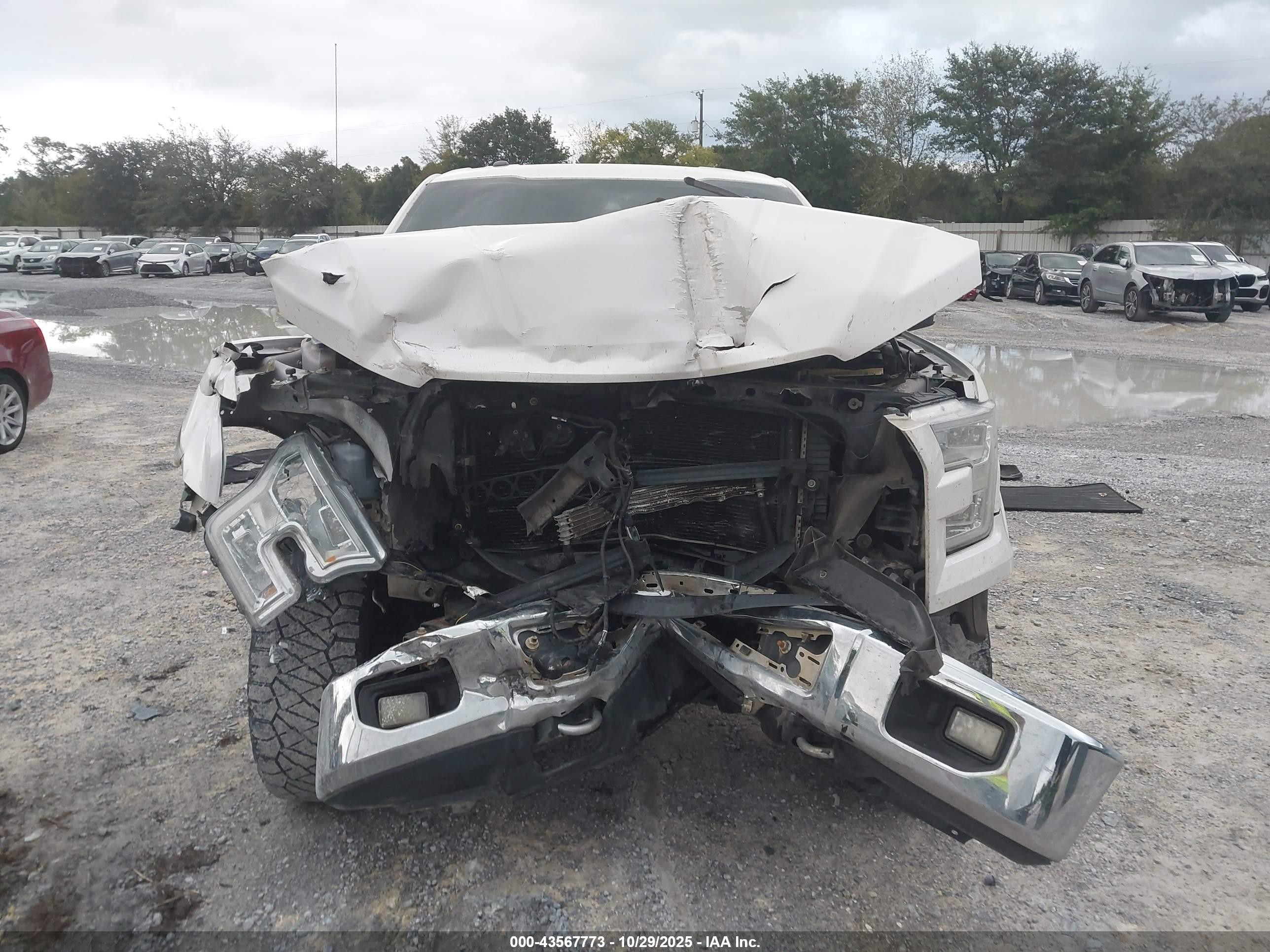2015 Ford F-150 Lariat White vin: 1FTEW1EF3FFA60285