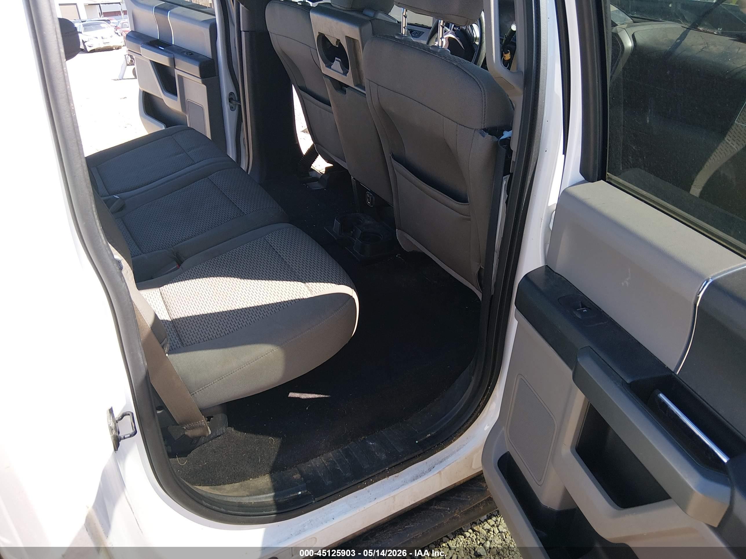 2015 Ford F-150 Xlt White vin: 1FTEW1EF3FFB74576