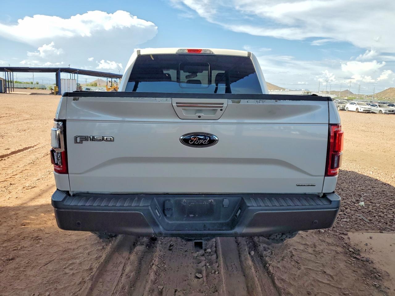 2015 Ford F150 Supercrew White vin: 1FTEW1EF3FKF01582