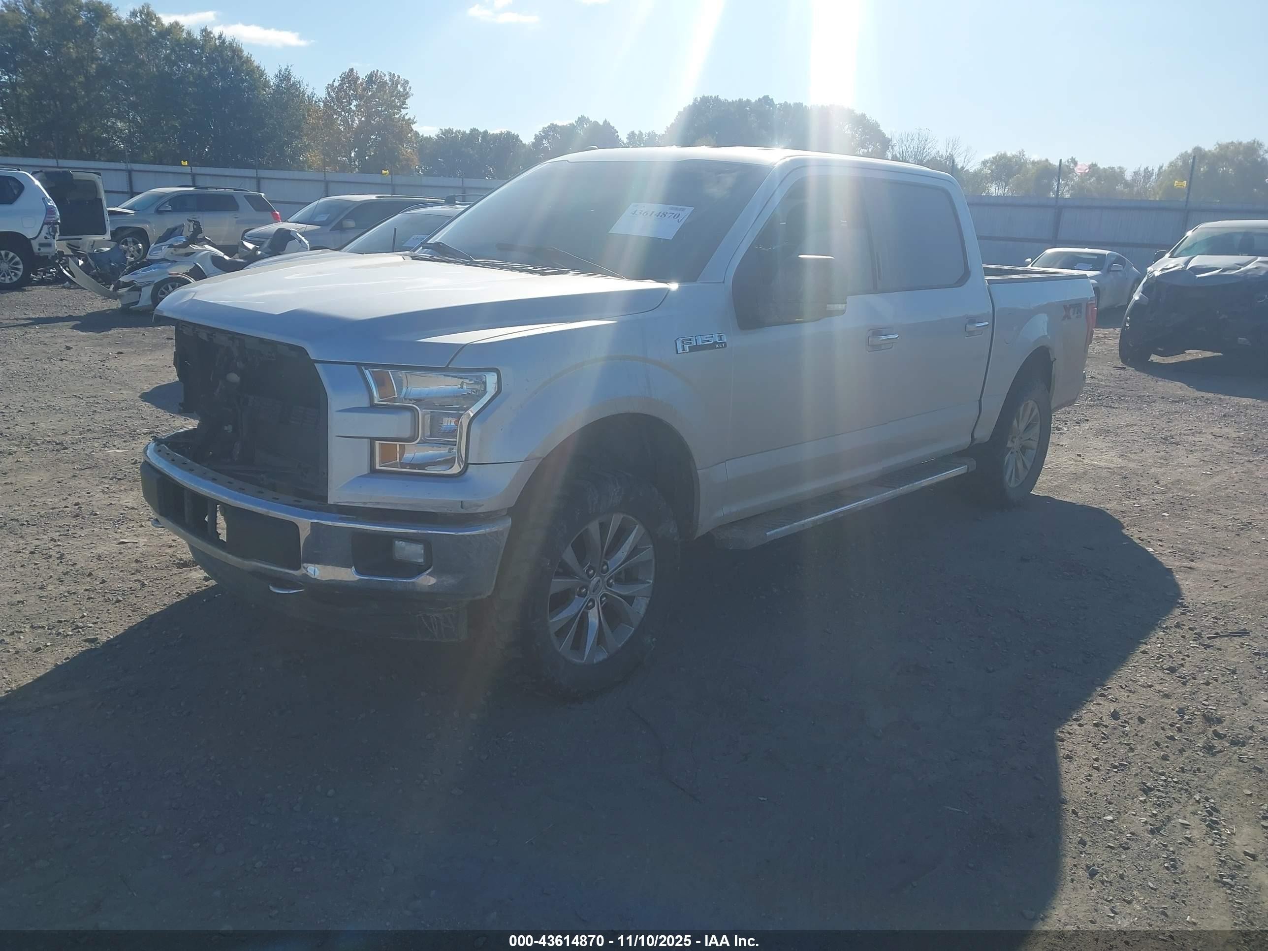 2017 Ford F-150 Xlt Silver vin: 1FTEW1EF3HFB27115