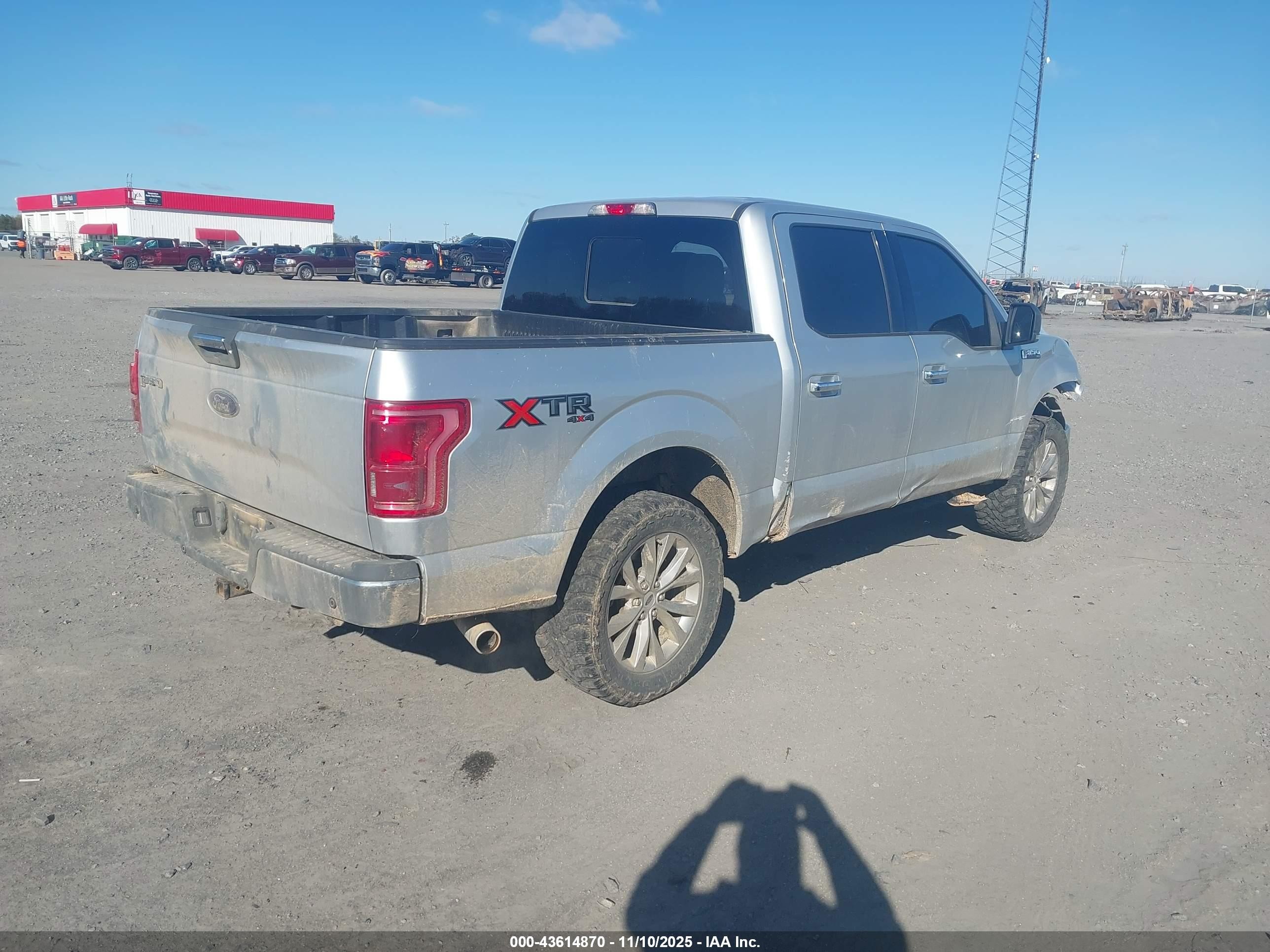 2017 Ford F-150 Xlt Silver vin: 1FTEW1EF3HFB27115
