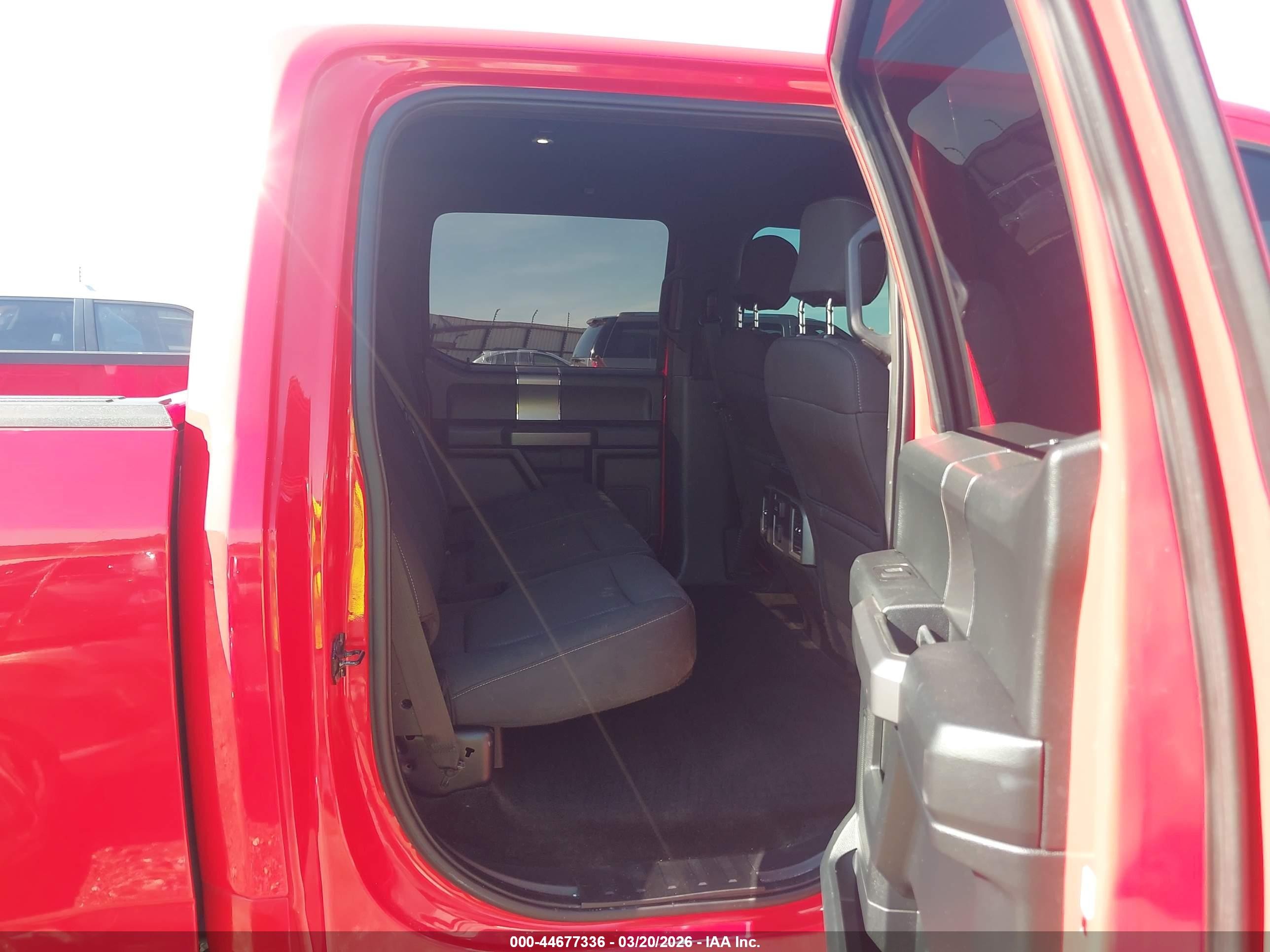 2015 Ford F-150 Xlt Red vin: 1FTEW1EF4FFA01990