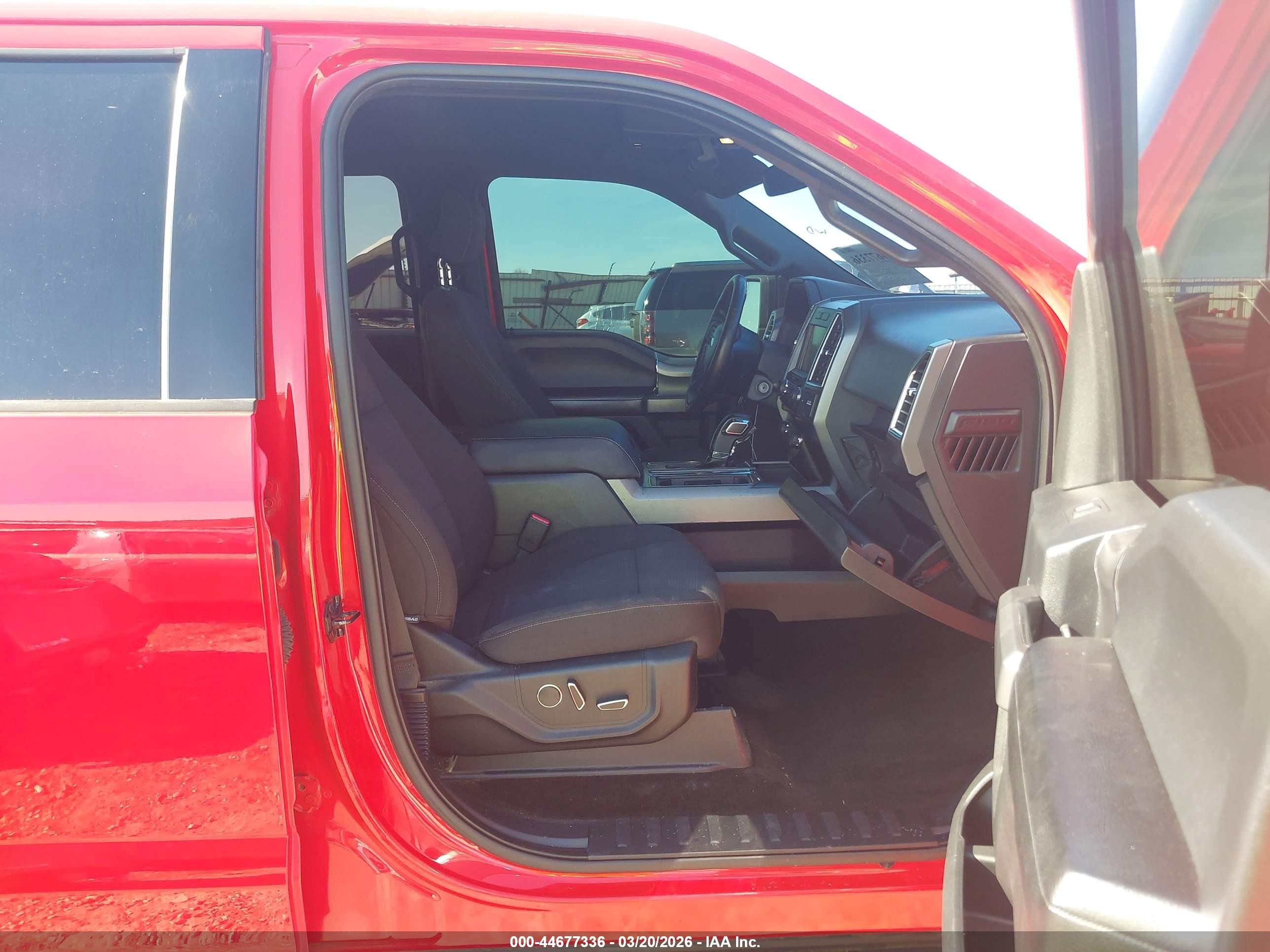 2015 Ford F-150 Xlt Red vin: 1FTEW1EF4FFA01990