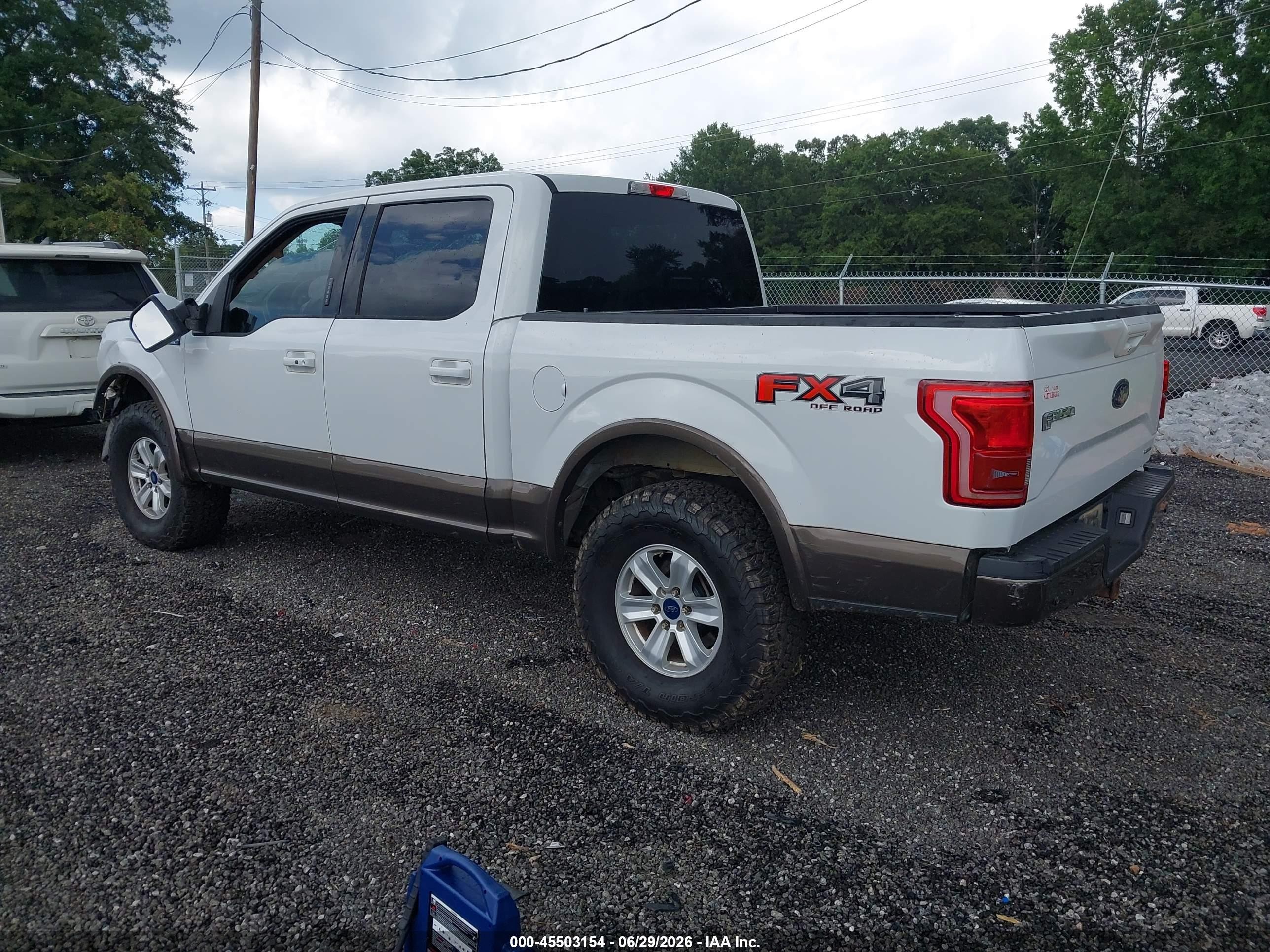 2015 Ford F-150 Lariat White vin: 1FTEW1EF4FFA26050