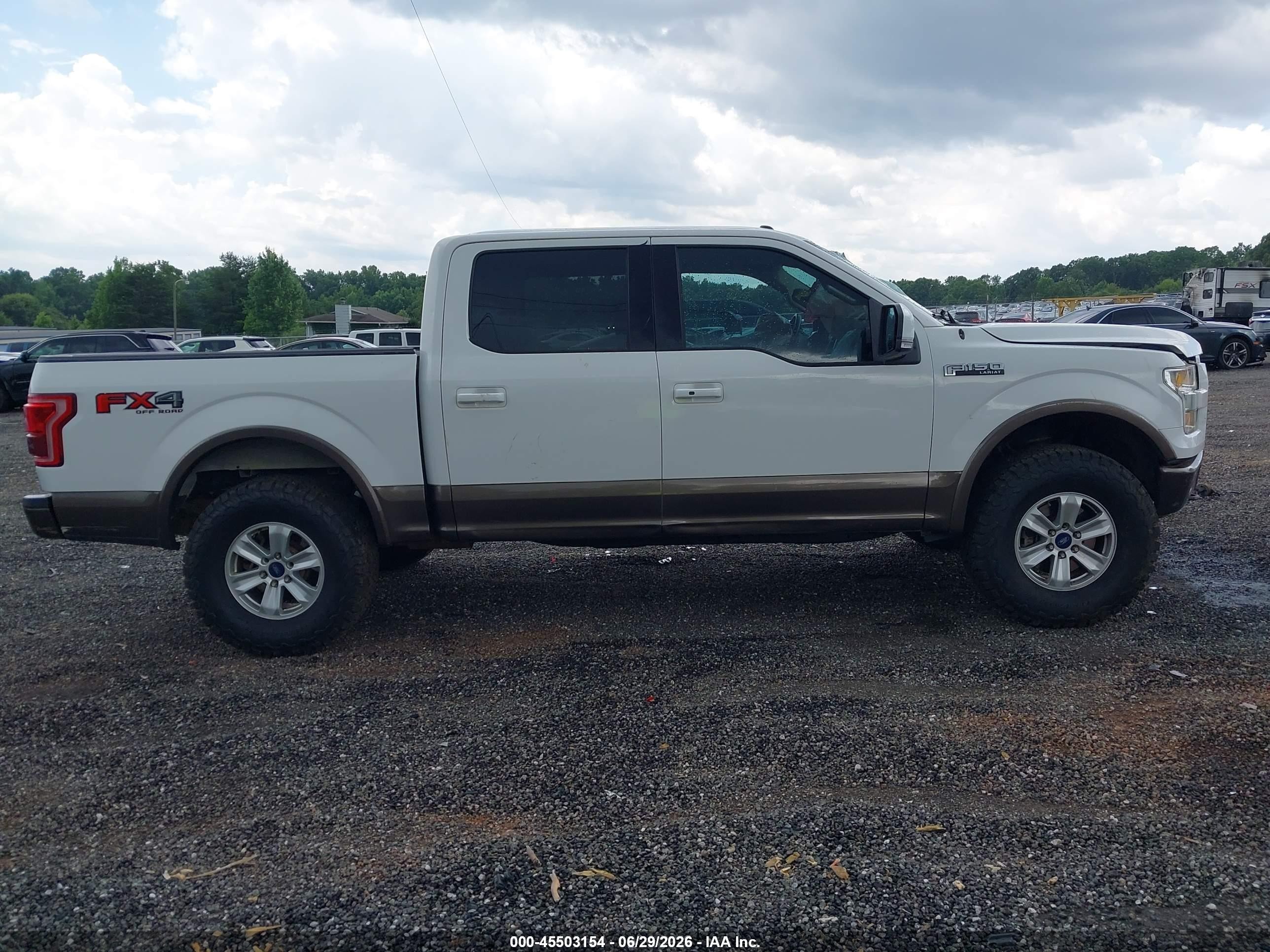 2015 Ford F-150 Lariat White vin: 1FTEW1EF4FFA26050