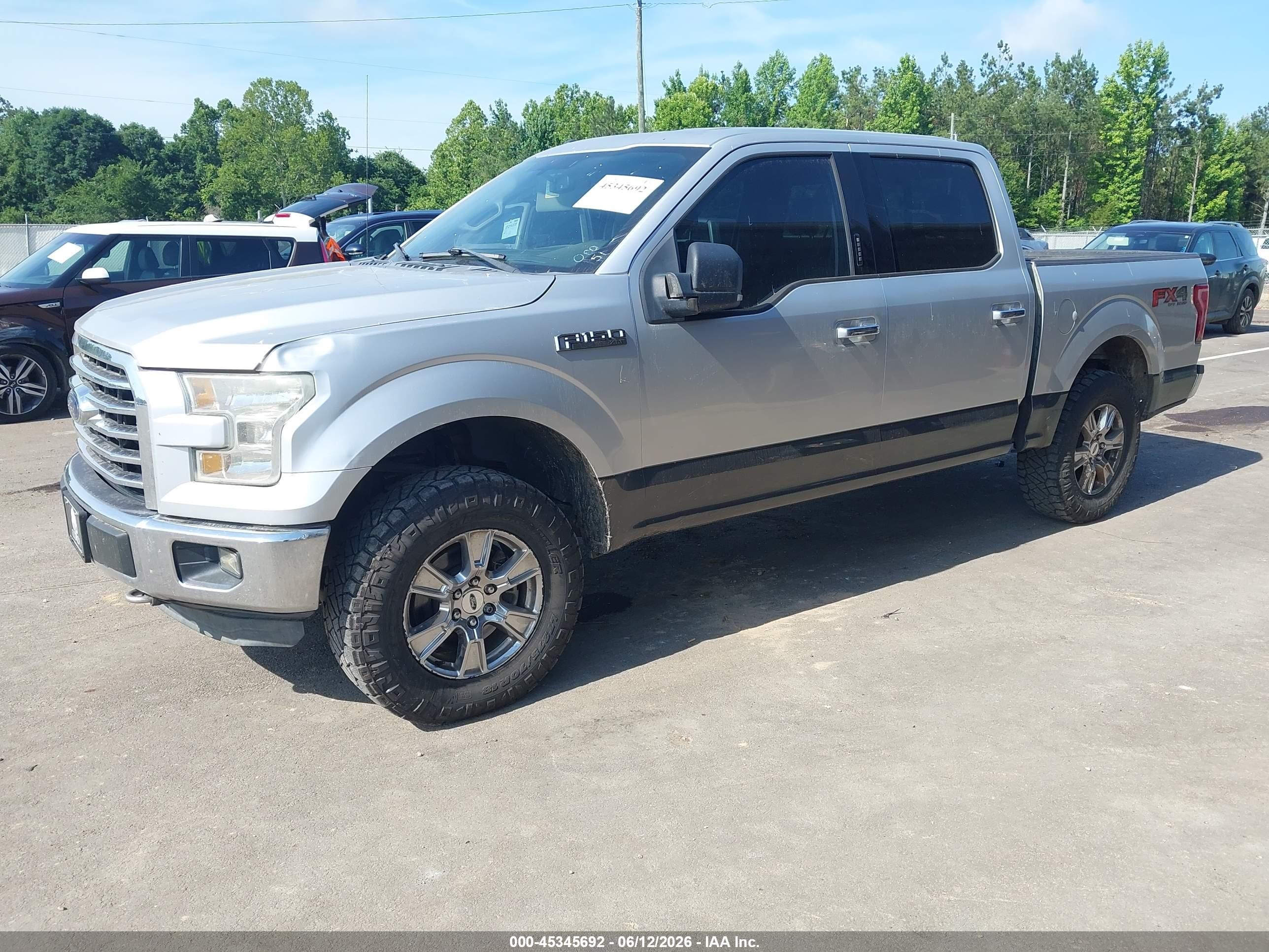2015 Ford F-150 Xlt Silver vin: 1FTEW1EF4FFA96373