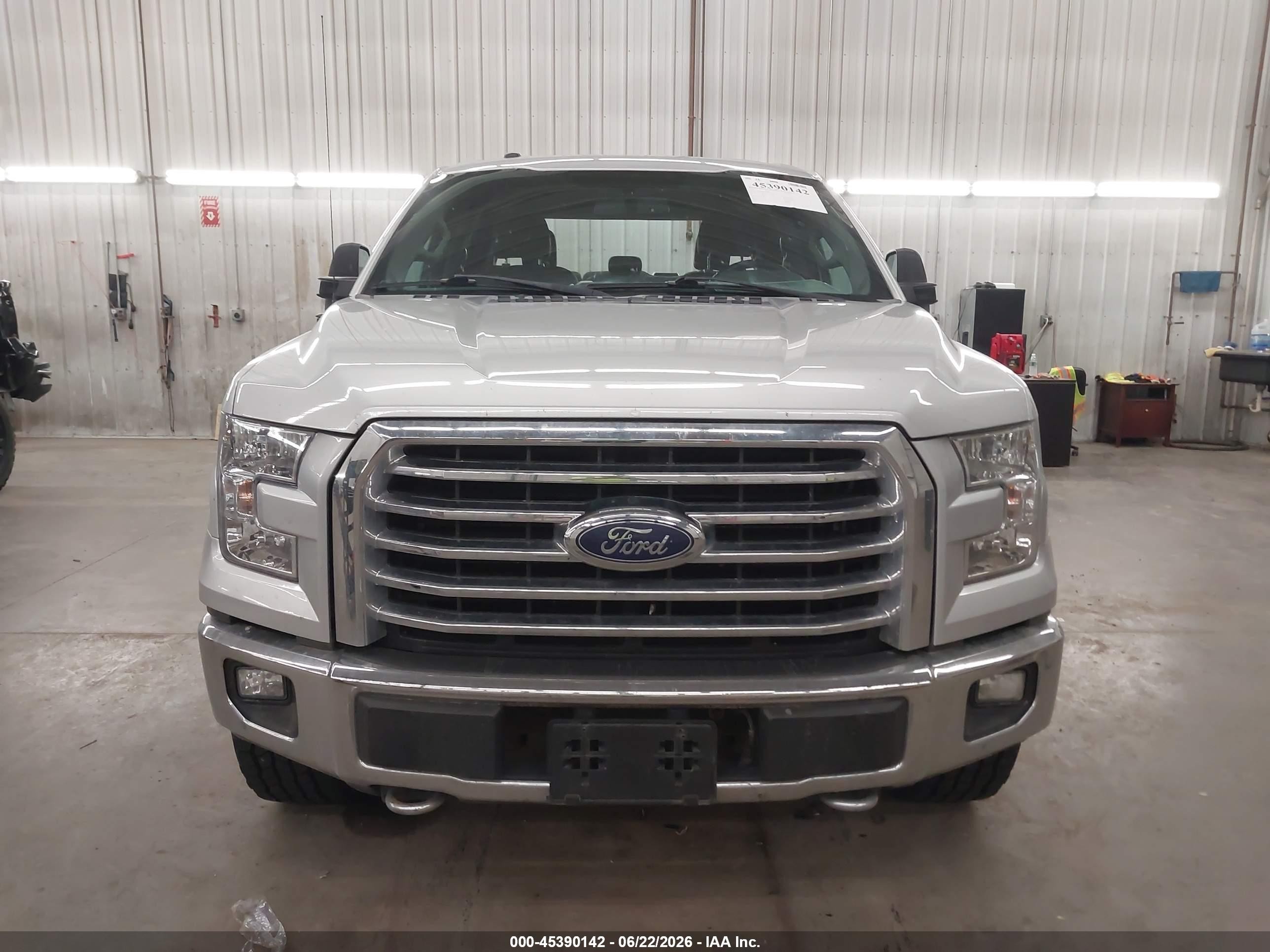 2015 Ford F-150 Xlt Silver vin: 1FTEW1EF4FFB62081