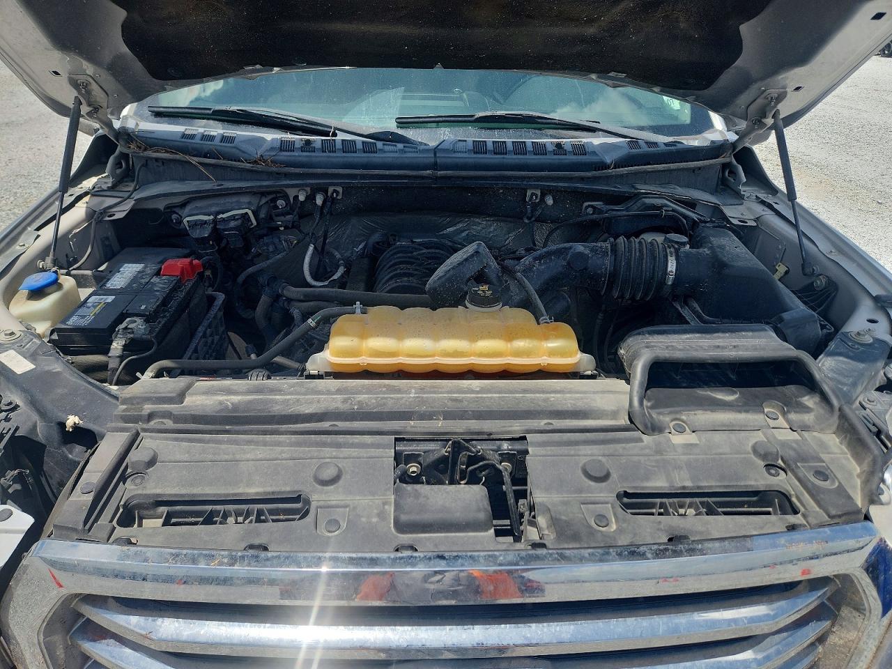 2015 Ford F150 Supercrew Silver vin: 1FTEW1EF4FFC46658