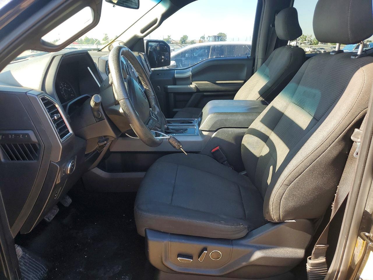 2015 Ford F150 Supercrew Black vin: 1FTEW1EF4FKD65902