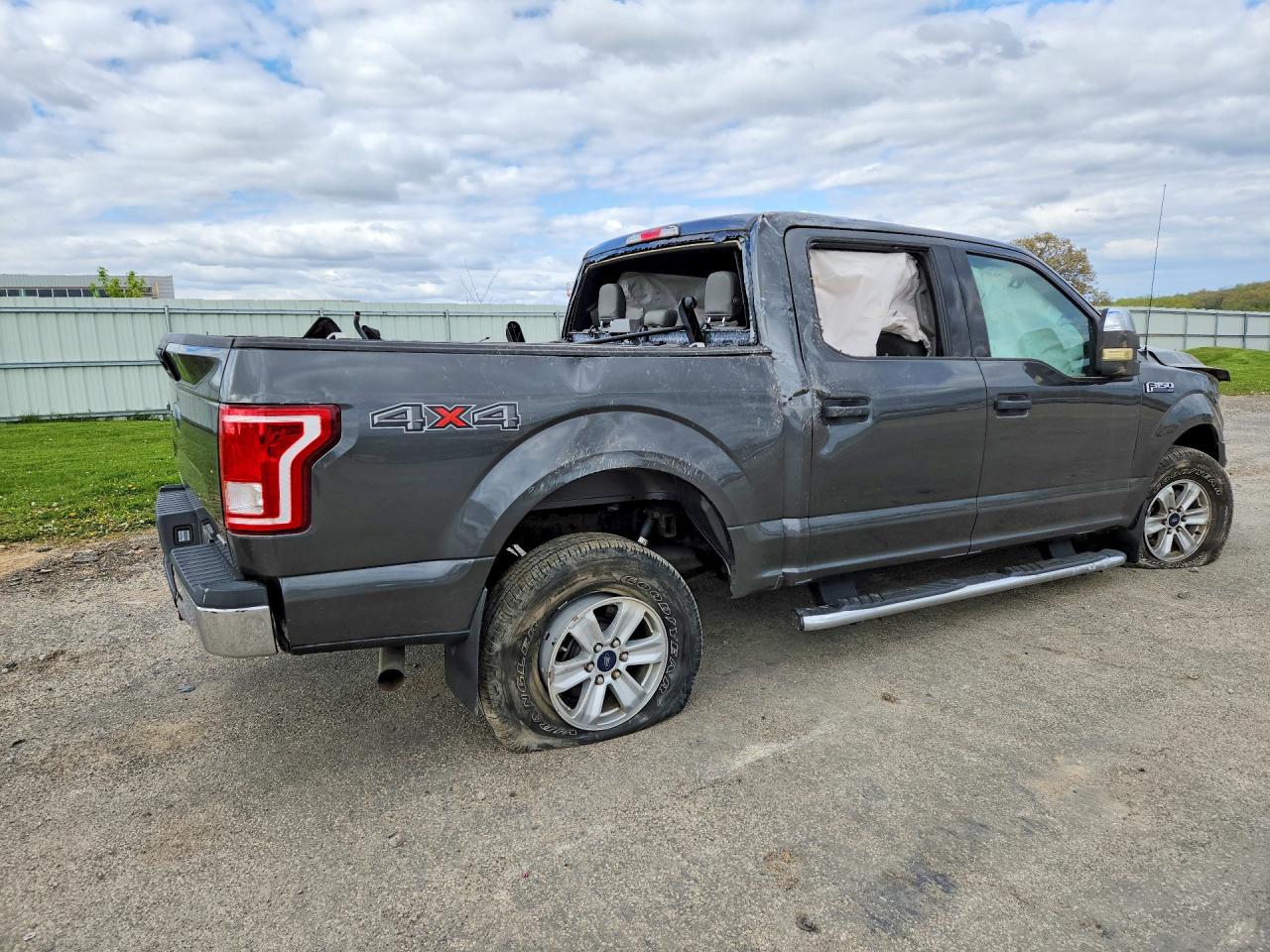 2016 Ford F150 Supercrew Gray vin: 1FTEW1EF4GFA15339