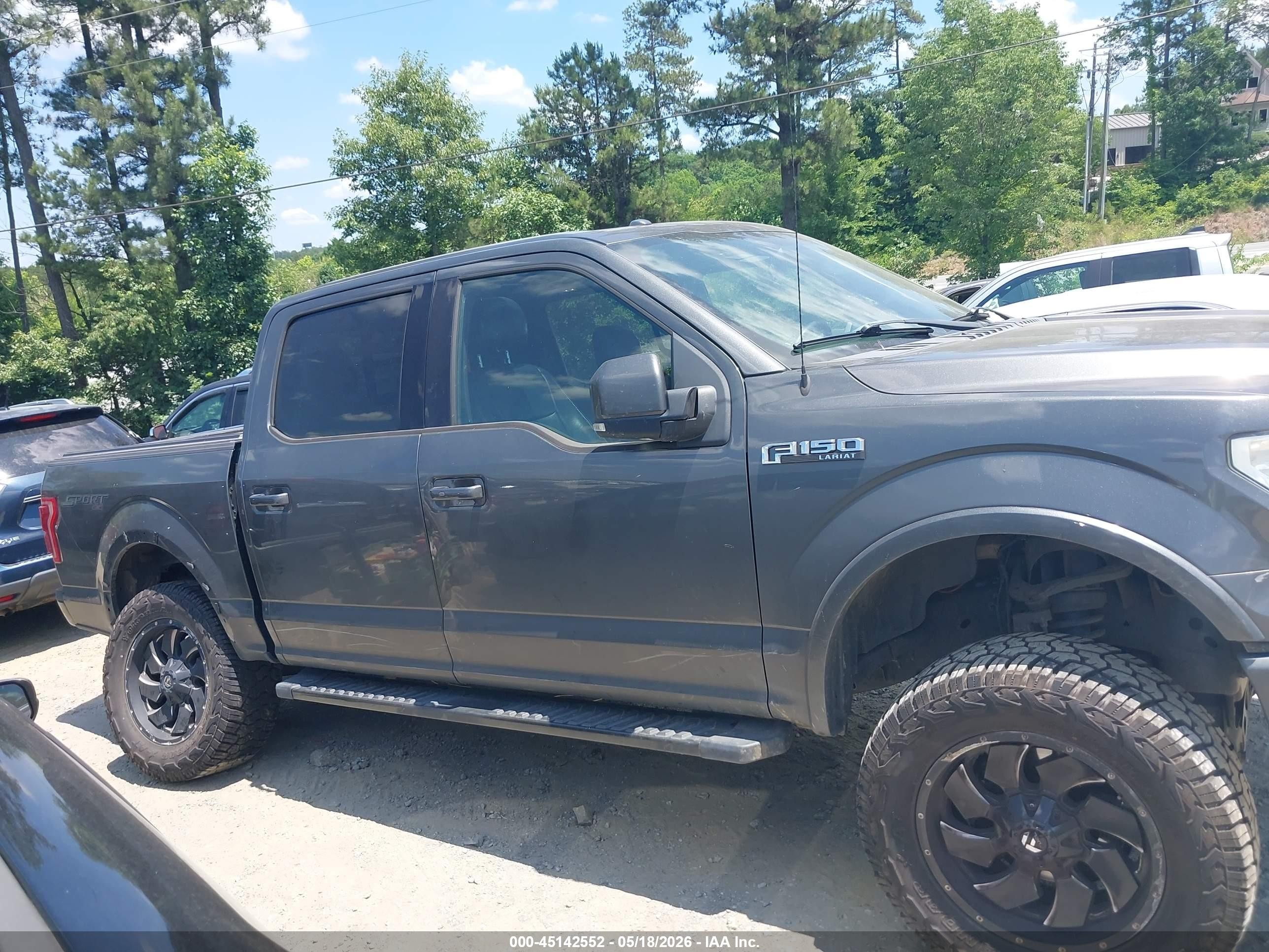 2015 Ford F-150 Lariat Gray vin: 1FTEW1EF5FFB55723
