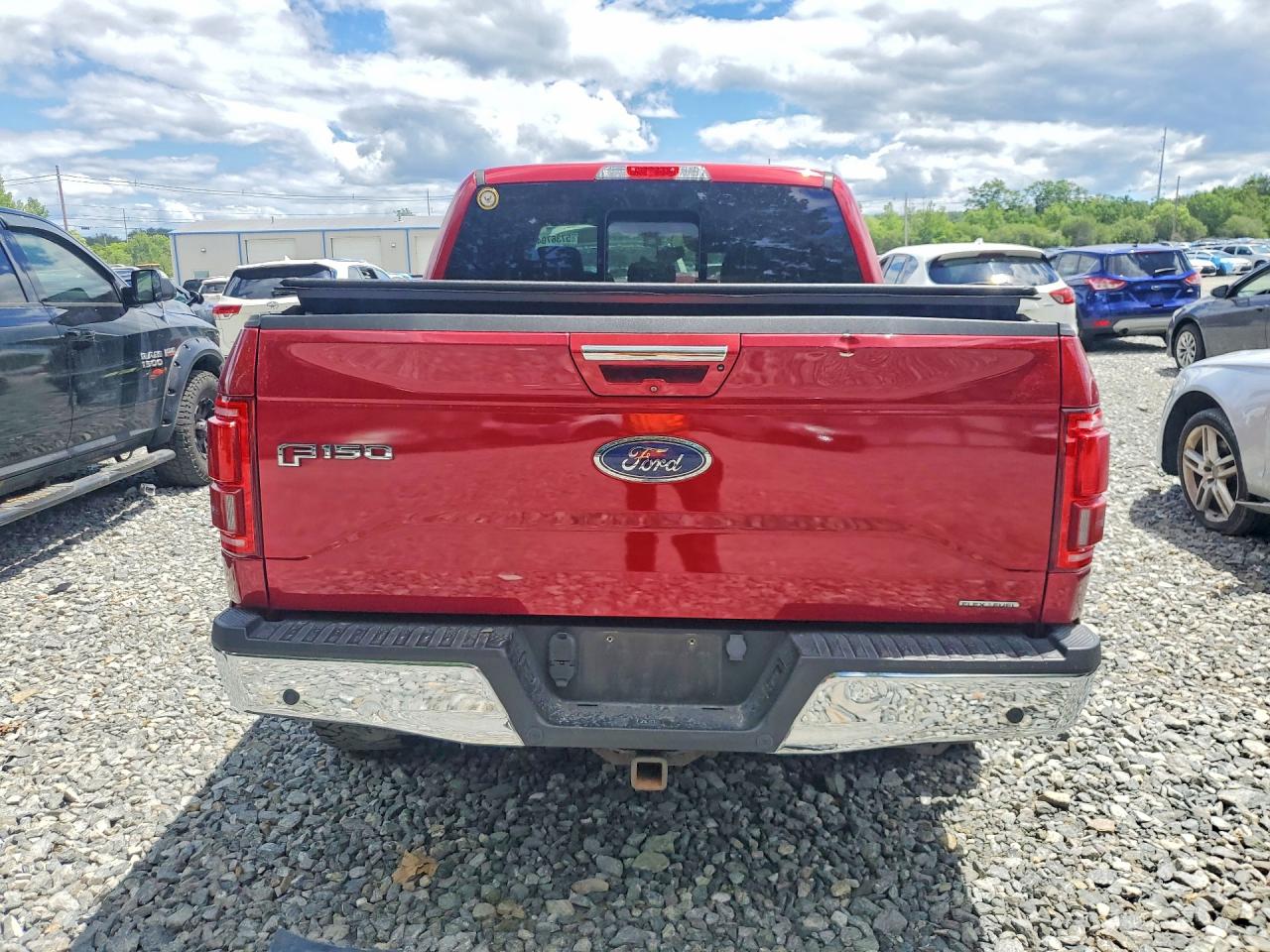 2015 Ford F150 Supercrew Red vin: 1FTEW1EF5FFB65202