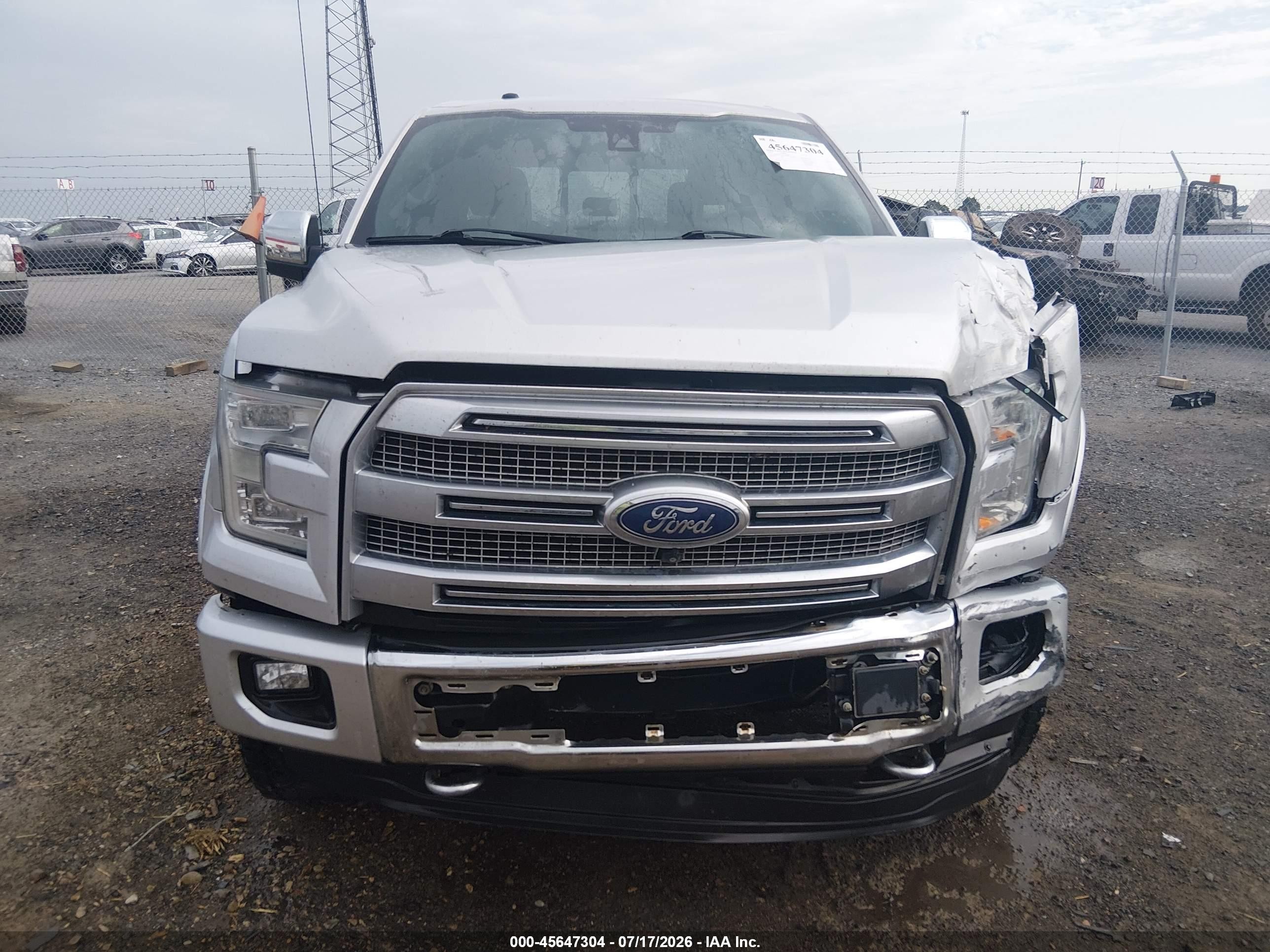 2015 Ford F-150 Platinum Серебряный vin: 1FTEW1EF6FFC86269