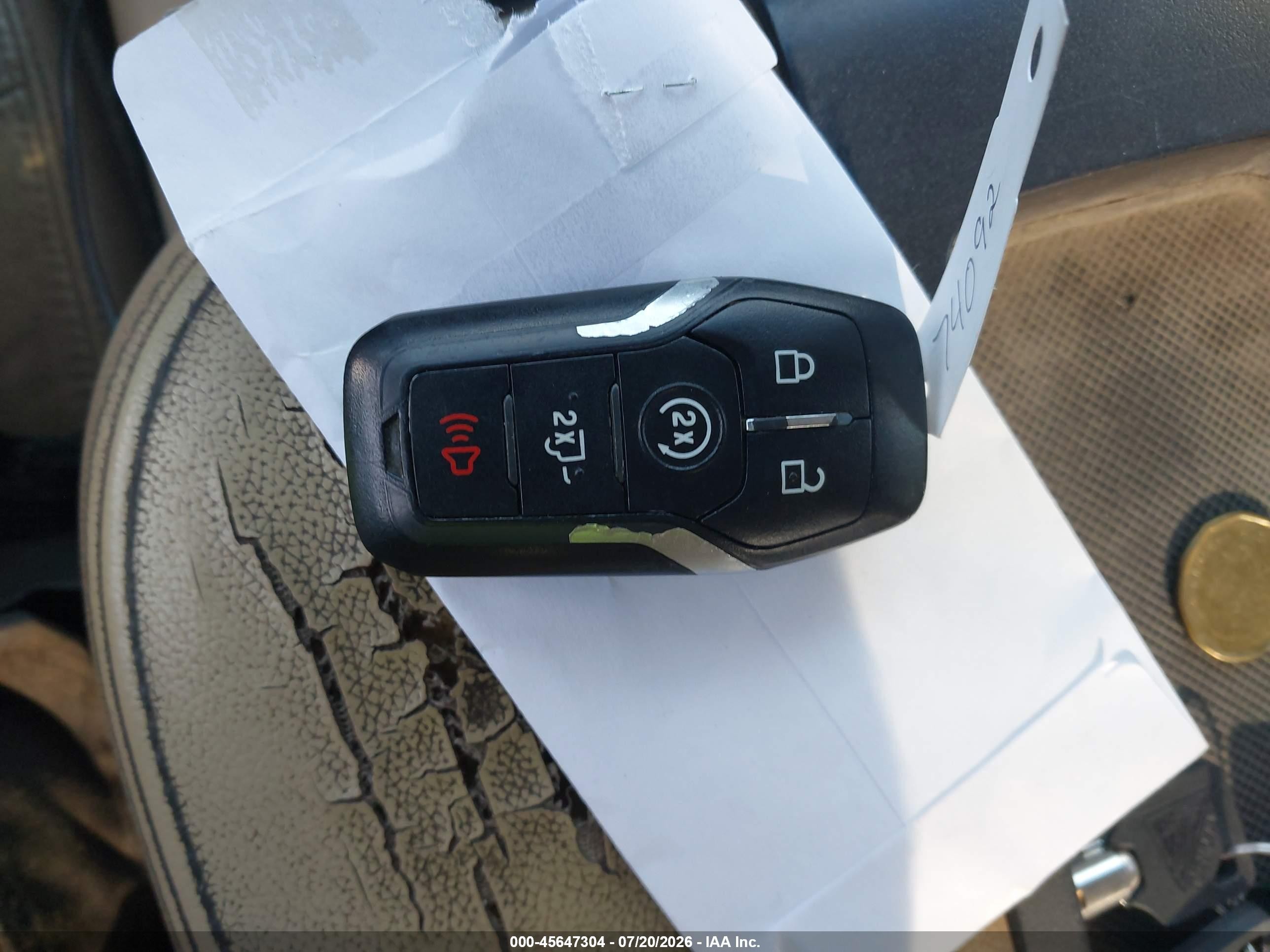2015 Ford F-150 Platinum Серебряный vin: 1FTEW1EF6FFC86269