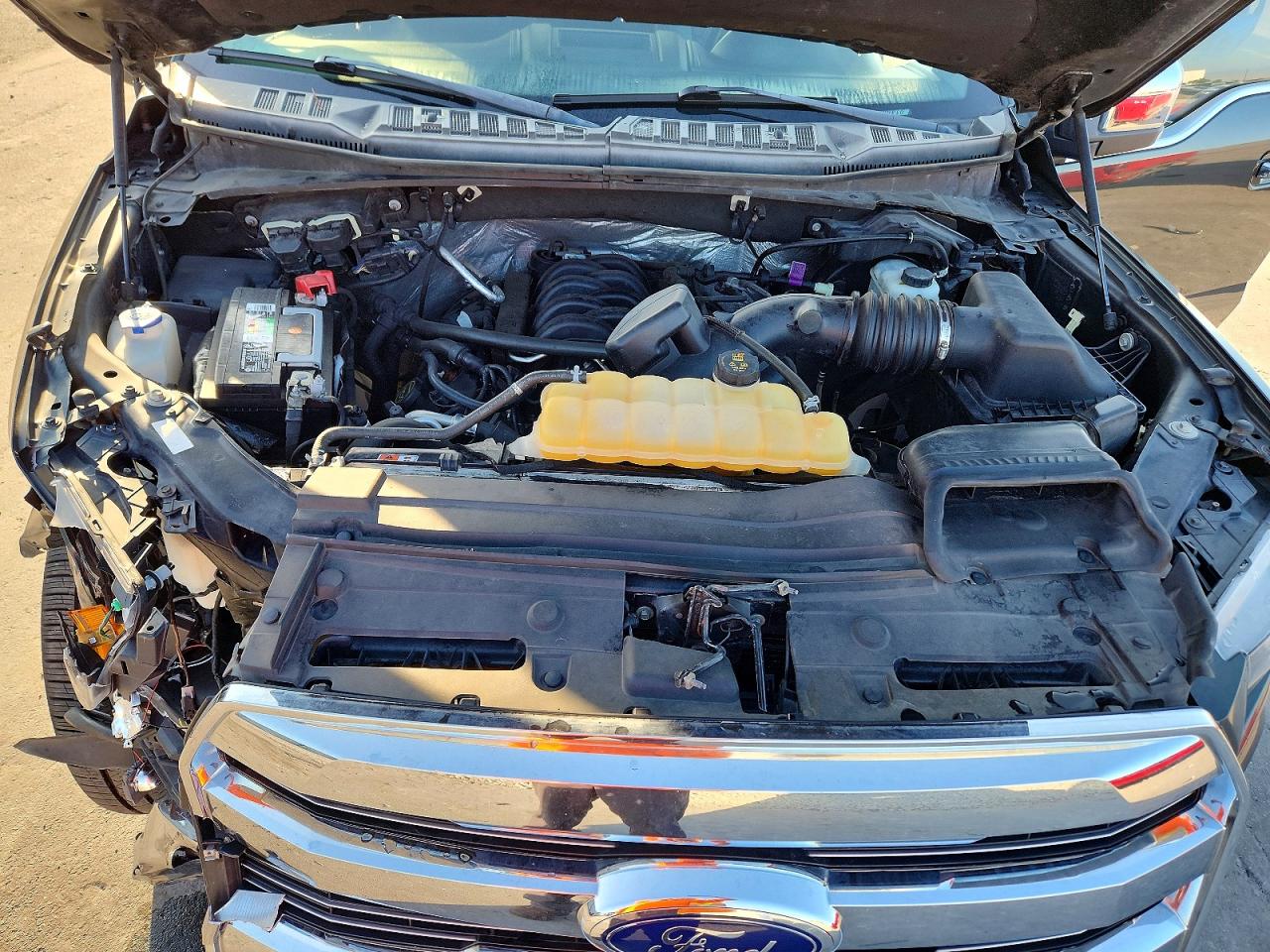 2015 Ford F150 Supercrew Gray vin: 1FTEW1EF7FFC47576