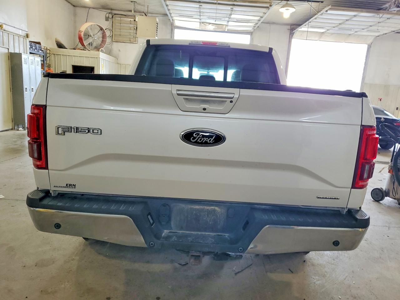 2015 Ford F150 Supercrew White vin: 1FTEW1EF7FKE15854
