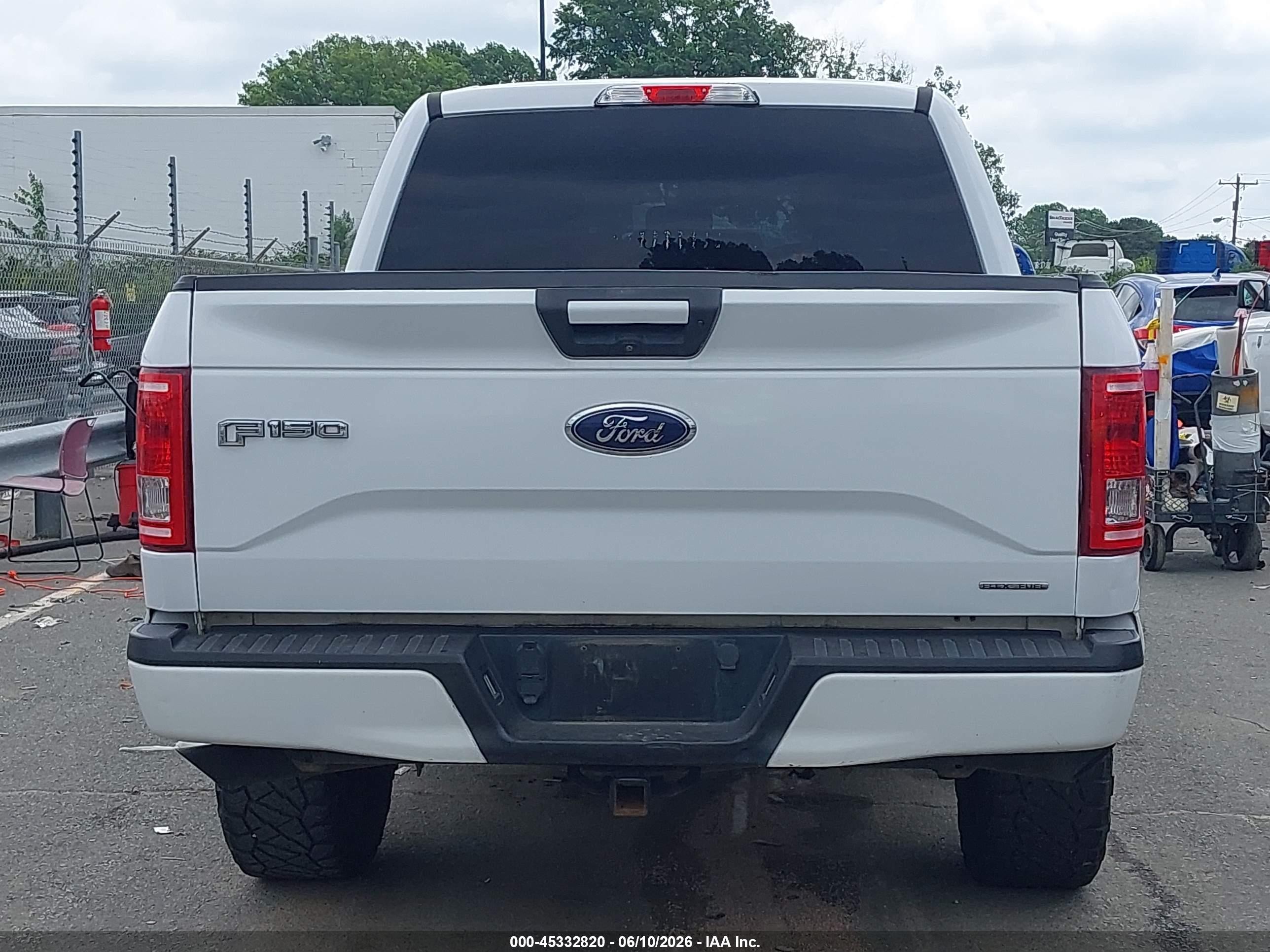 2016 Ford F150 Supercrew White vin: 1FTEW1EF7GKD32085