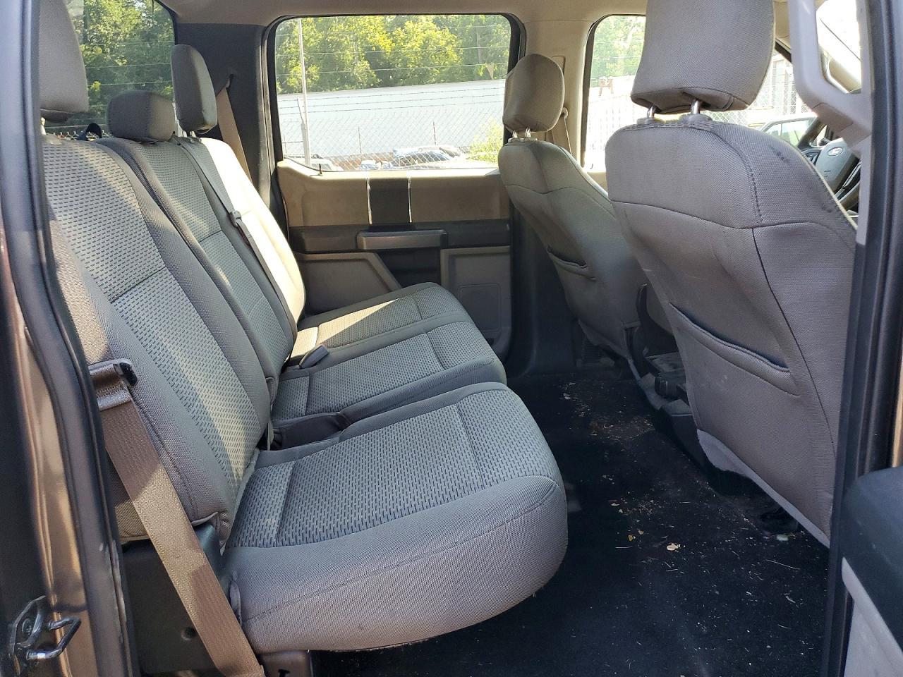 2015 Ford F150 Supercrew Gray vin: 1FTEW1EF8FFA40453