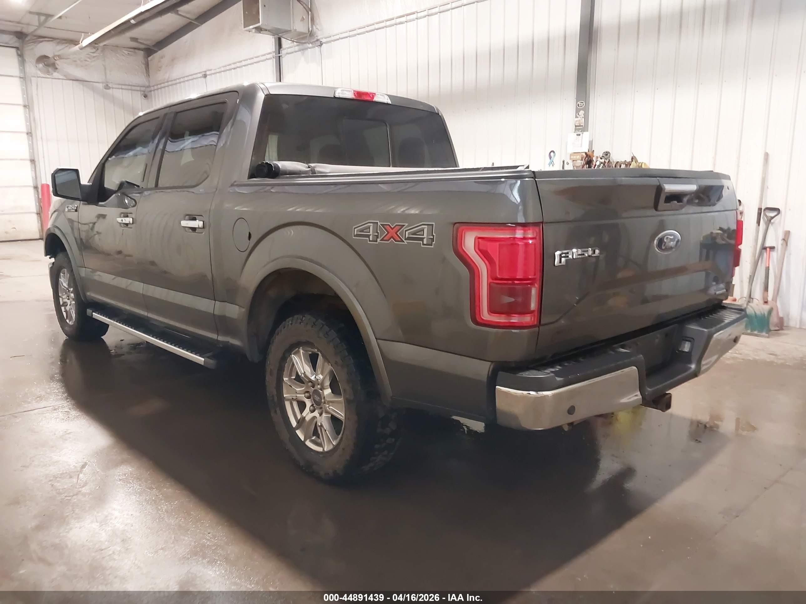 2015 Ford F-150 Lariat Gray vin: 1FTEW1EF8FFA94965