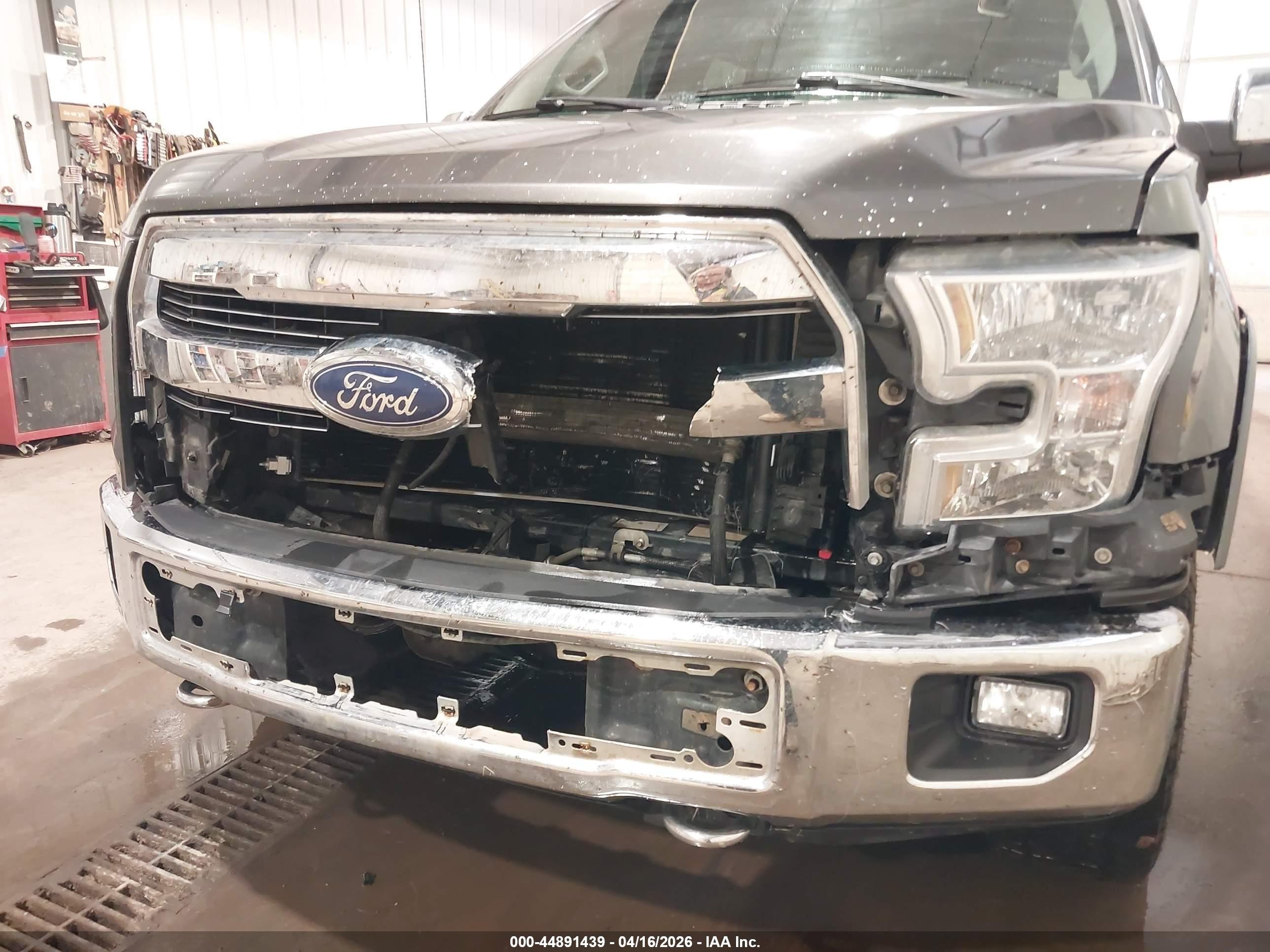 2015 Ford F-150 Lariat Gray vin: 1FTEW1EF8FFA94965