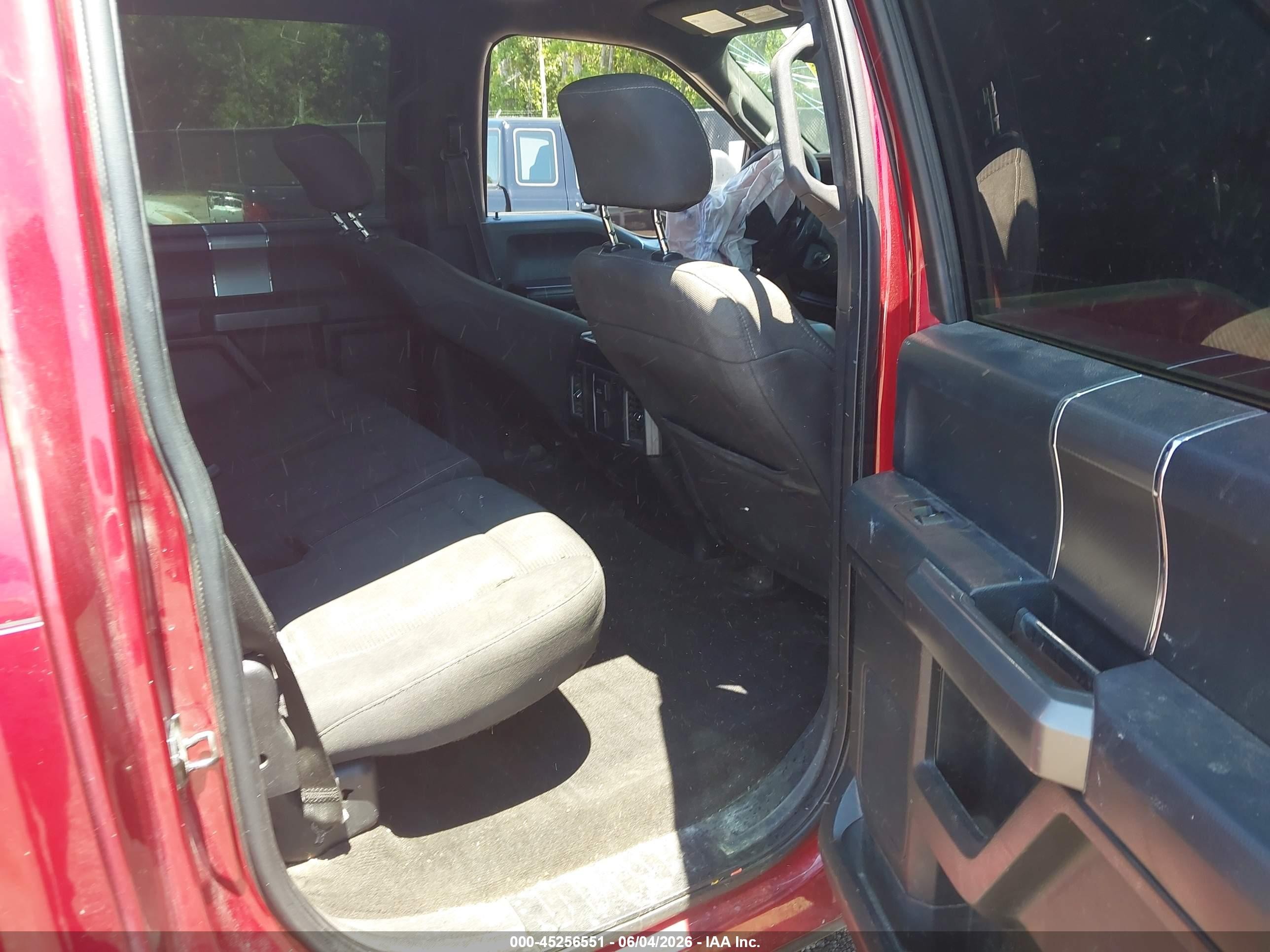 2015 Ford F-150 Xlt Red vin: 1FTEW1EF8FFA97736