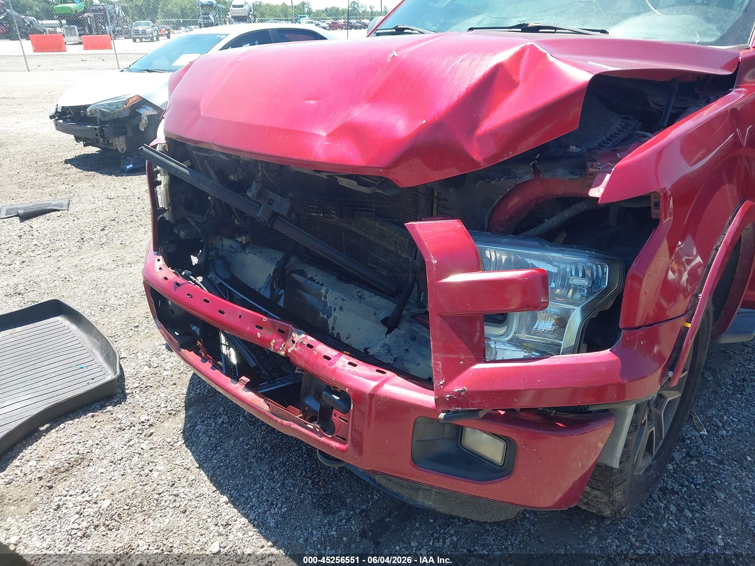 2015 Ford F-150 Xlt Red vin: 1FTEW1EF8FFA97736