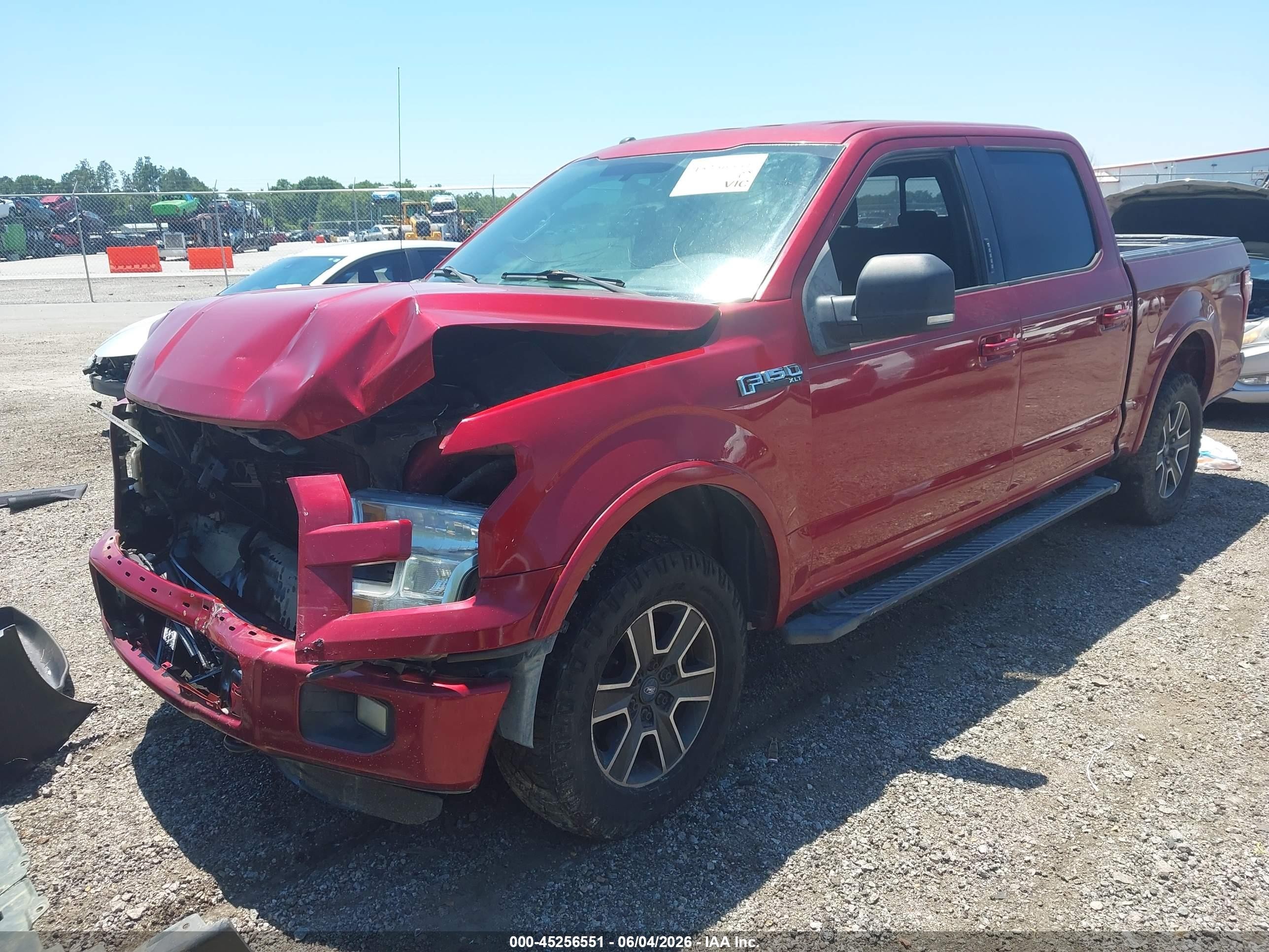 2015 Ford F-150 Xlt Red vin: 1FTEW1EF8FFA97736