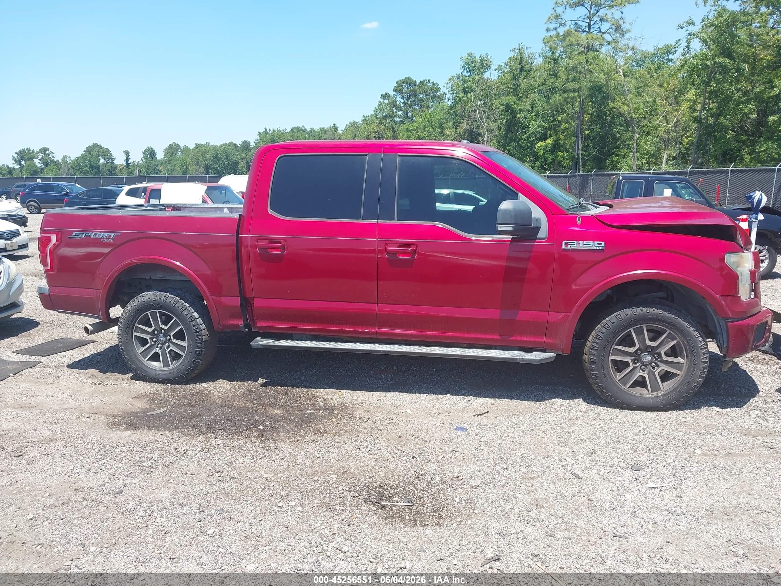 2015 Ford F-150 Xlt Red vin: 1FTEW1EF8FFA97736