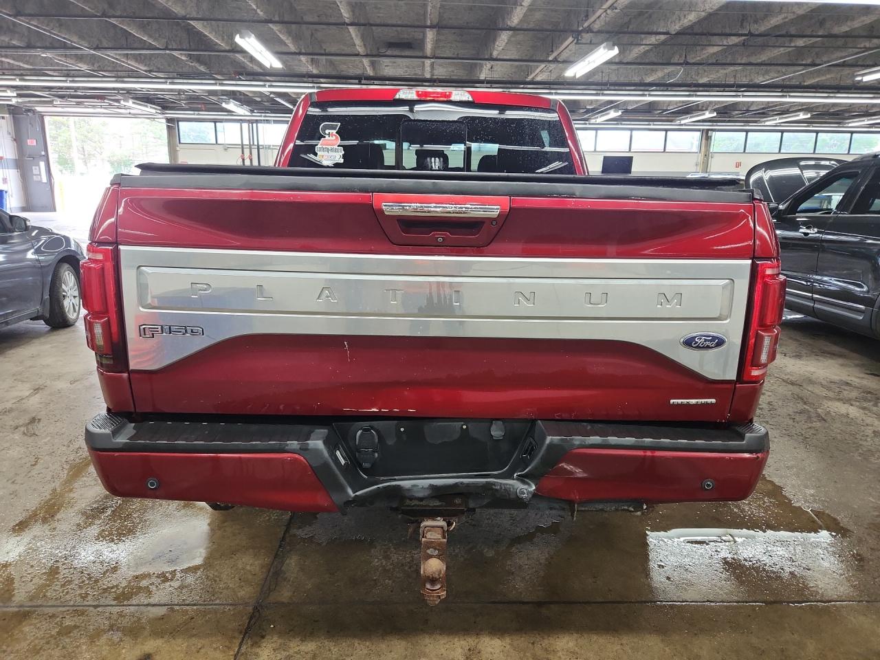 2015 Ford F150 Supercrew Red vin: 1FTEW1EF8FFB89882 Damage: Tailgate, Dent(S) W/ Paint Dmg, 7 To 8 Inches