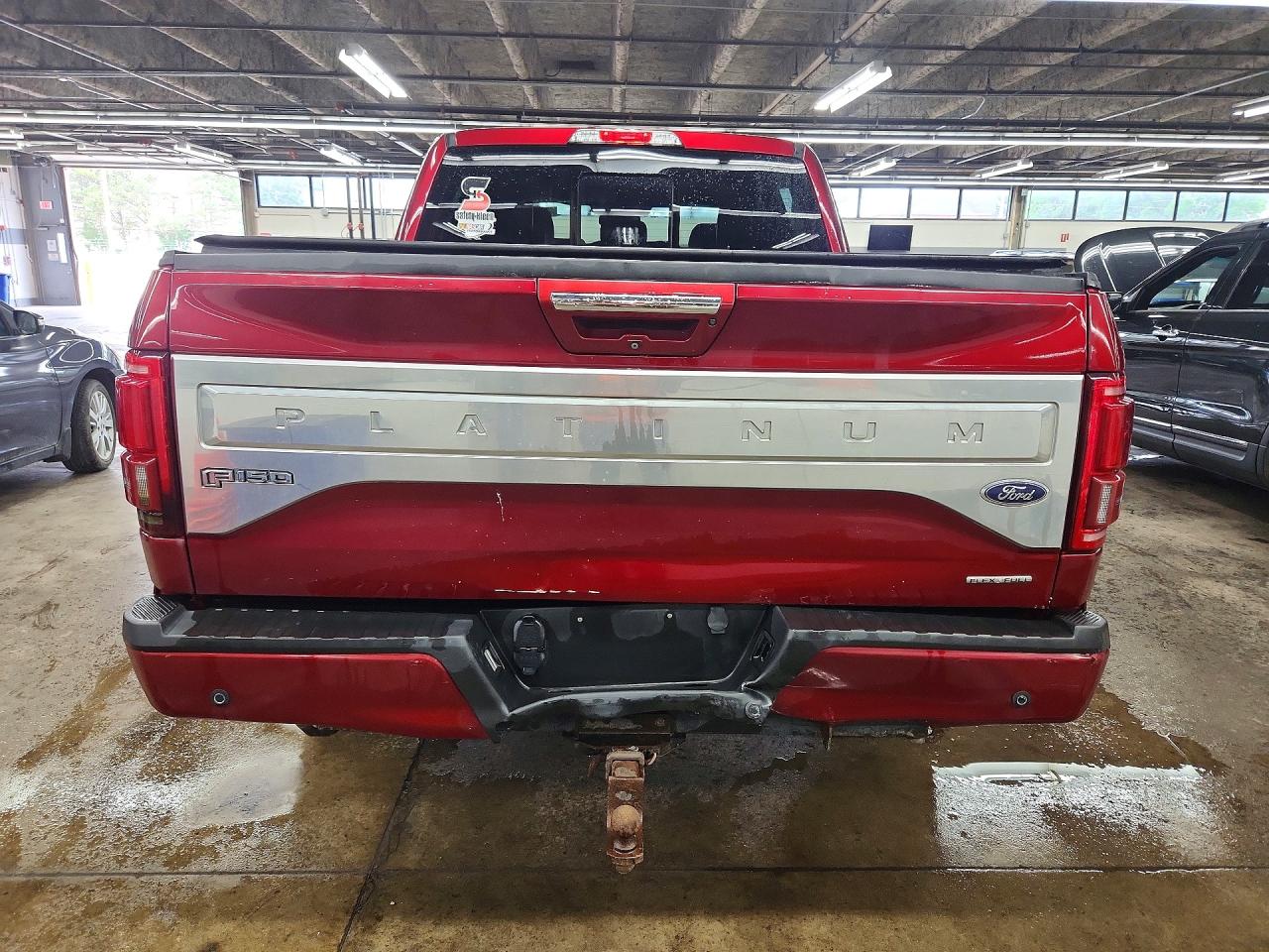 2015 Ford F150 Supercrew Red vin: 1FTEW1EF8FFB89882