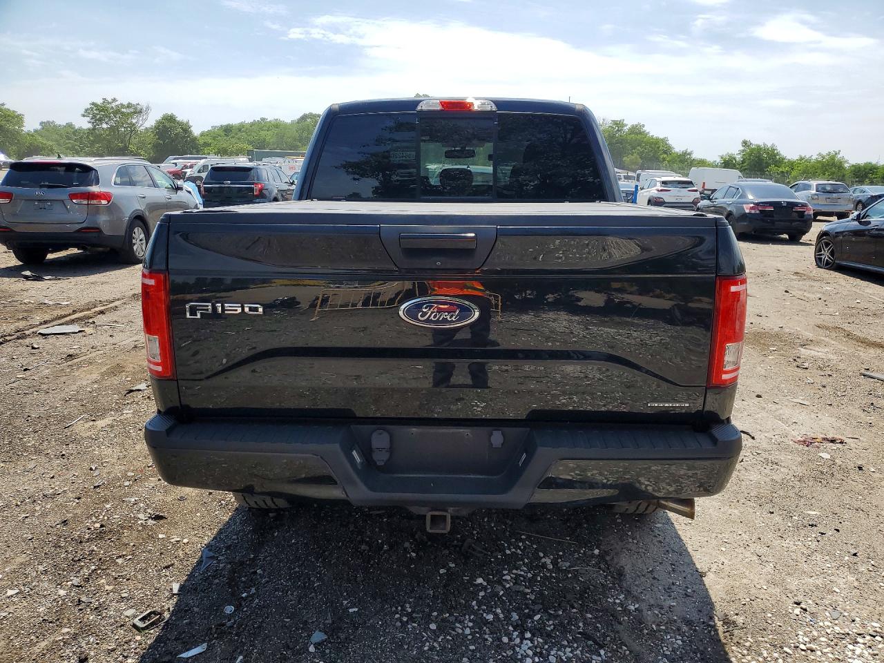 2015 Ford F150 Supercrew Black vin: 1FTEW1EF8FFC64290
