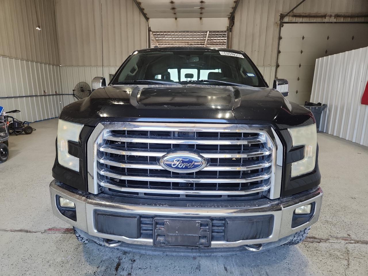 2015 Ford F150 Supercrew Black vin: 1FTEW1EF8FKE73021 Damage: Left Head Lamp, Faded, Acceptable