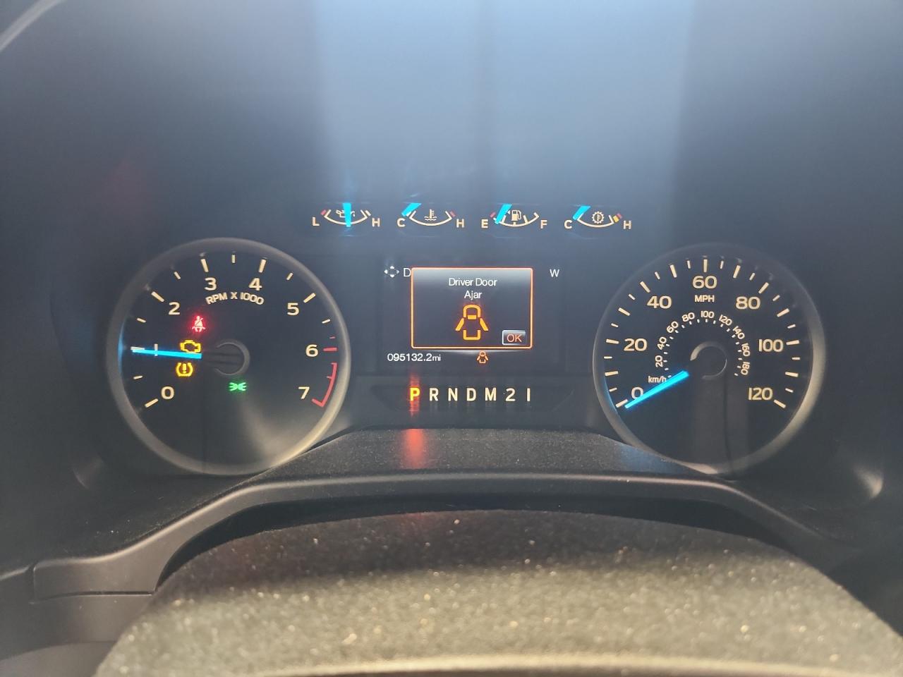 2015 Ford F150 Supercrew Black vin: 1FTEW1EF8FKE73021 Damage: Warning Light - Engine, On, Unacceptable