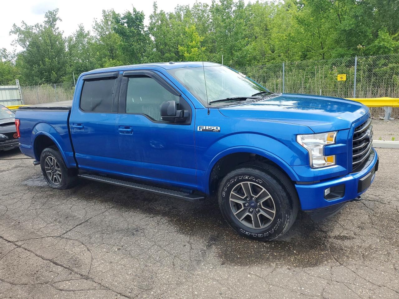 2015 Ford F150 Supercrew Blue vin: 1FTEW1EF9FFA52675