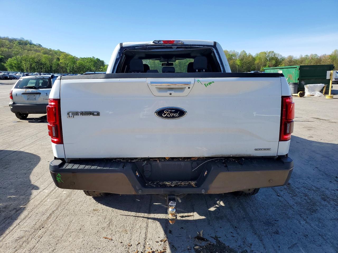 2015 Ford F150 Supercrew White vin: 1FTEW1EF9FFC89165