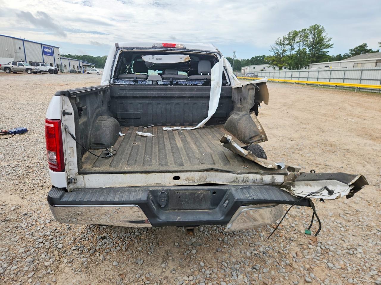 2015 Ford F150 Supercrew White vin: 1FTEW1EF9FKD25718