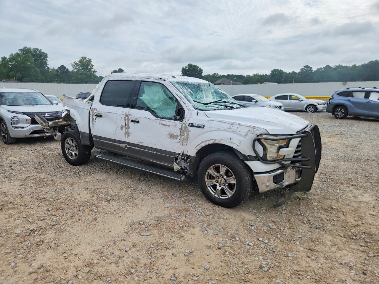 2015 Ford F150 Supercrew White vin: 1FTEW1EF9FKD25718