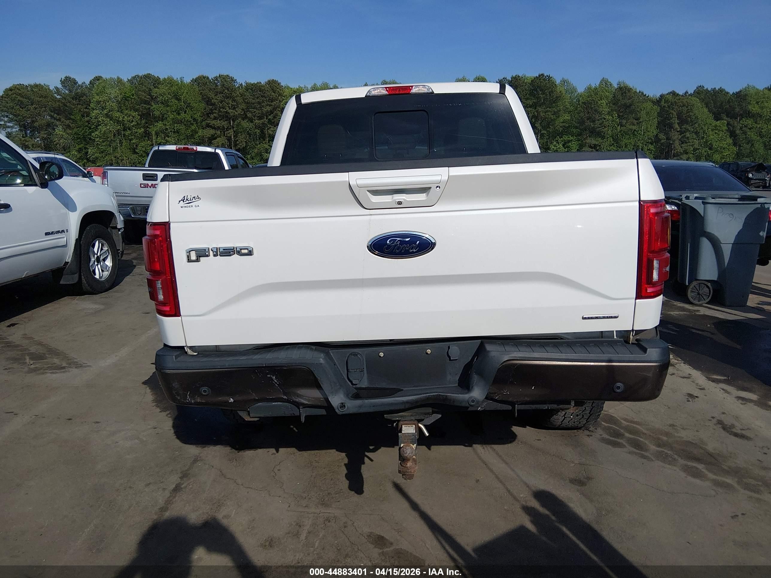 2015 Ford F-150 Lariat White vin: 1FTEW1EFXFFB66359