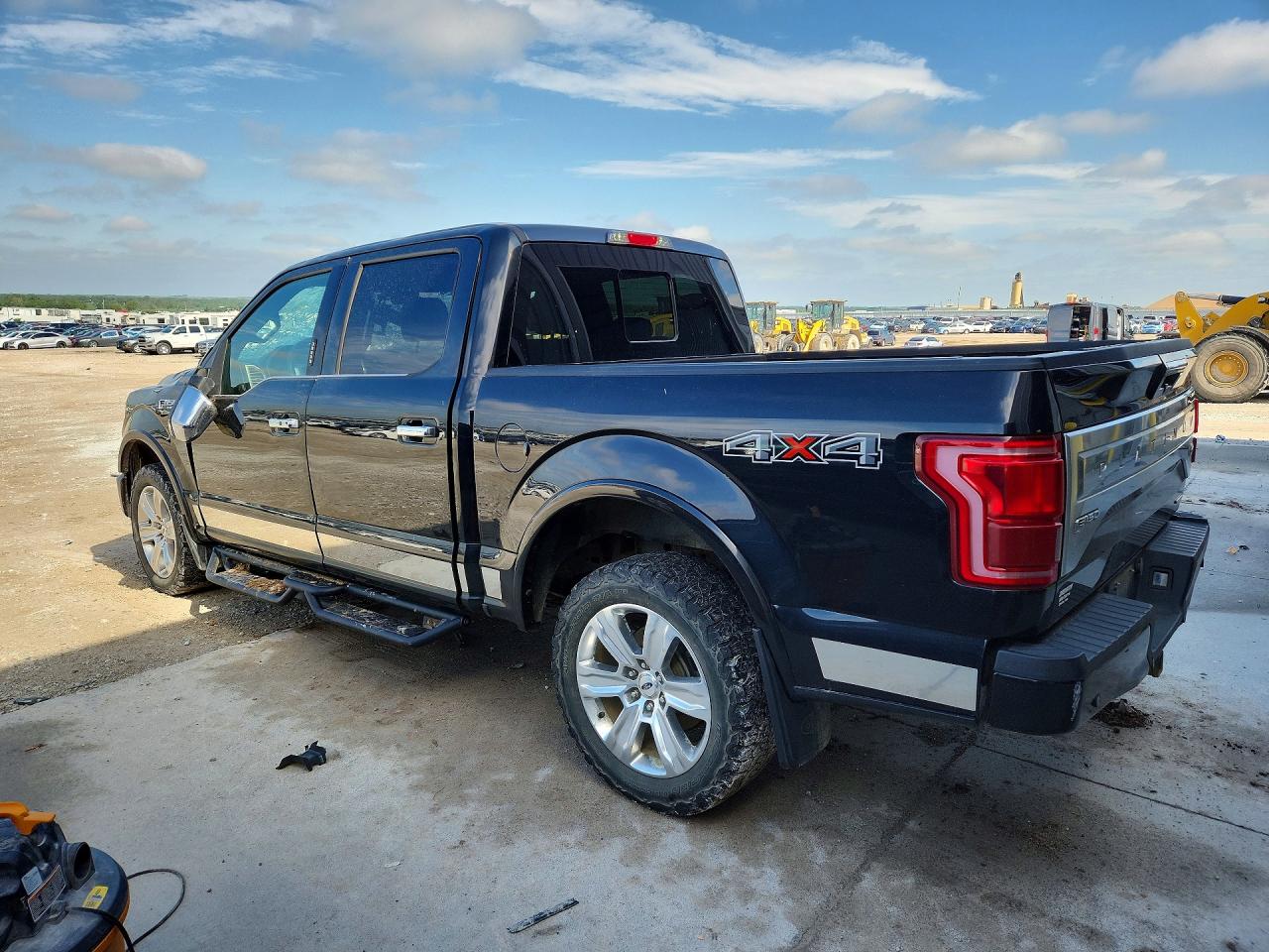 2015 Ford F150 Supercrew Black vin: 1FTEW1EFXFFB83422