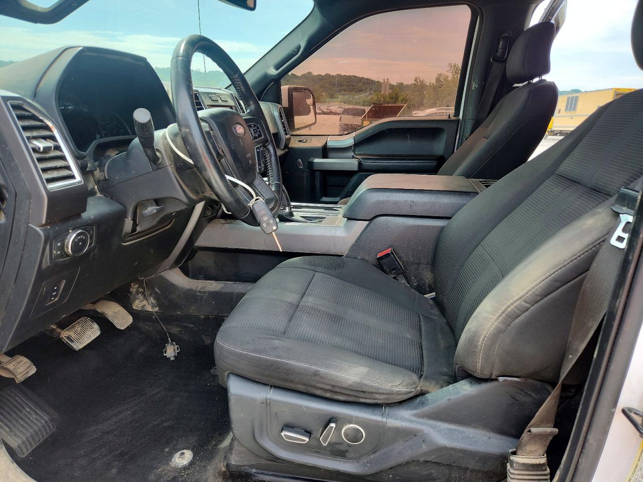 2015 Ford F150 Supercrew White vin: 1FTEW1EFXFKD87323