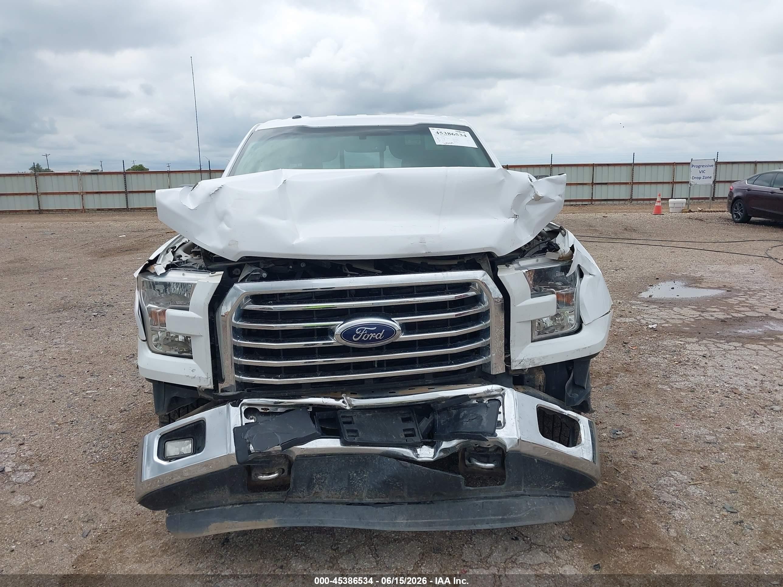 2015 Ford F-150 Xlt White vin: 1FTEW1EFXFKE38576