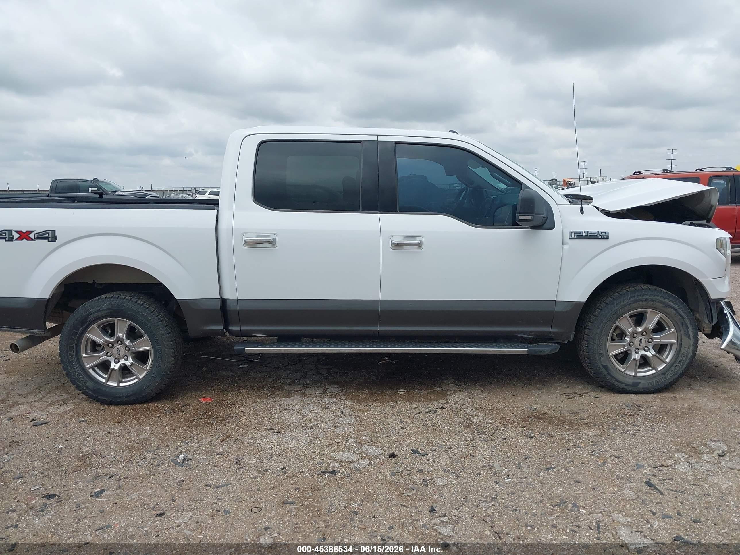 2015 Ford F-150 Xlt White vin: 1FTEW1EFXFKE38576