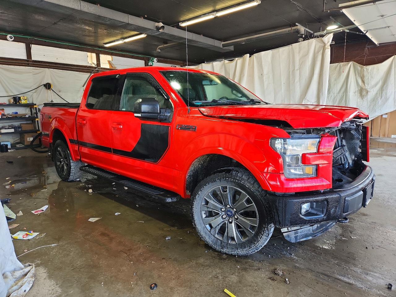 2016 Ford F150 Supercrew Red vin: 1FTEW1EFXGFA98825