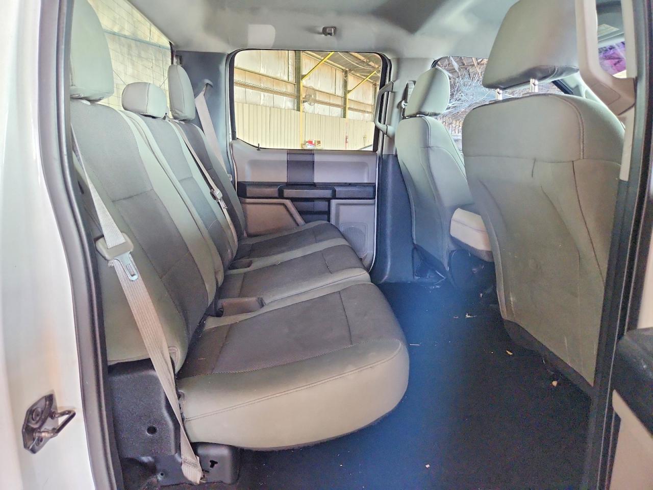 2015 Ford F150 Supercrew White vin: 1FTEW1EG0FFA80597