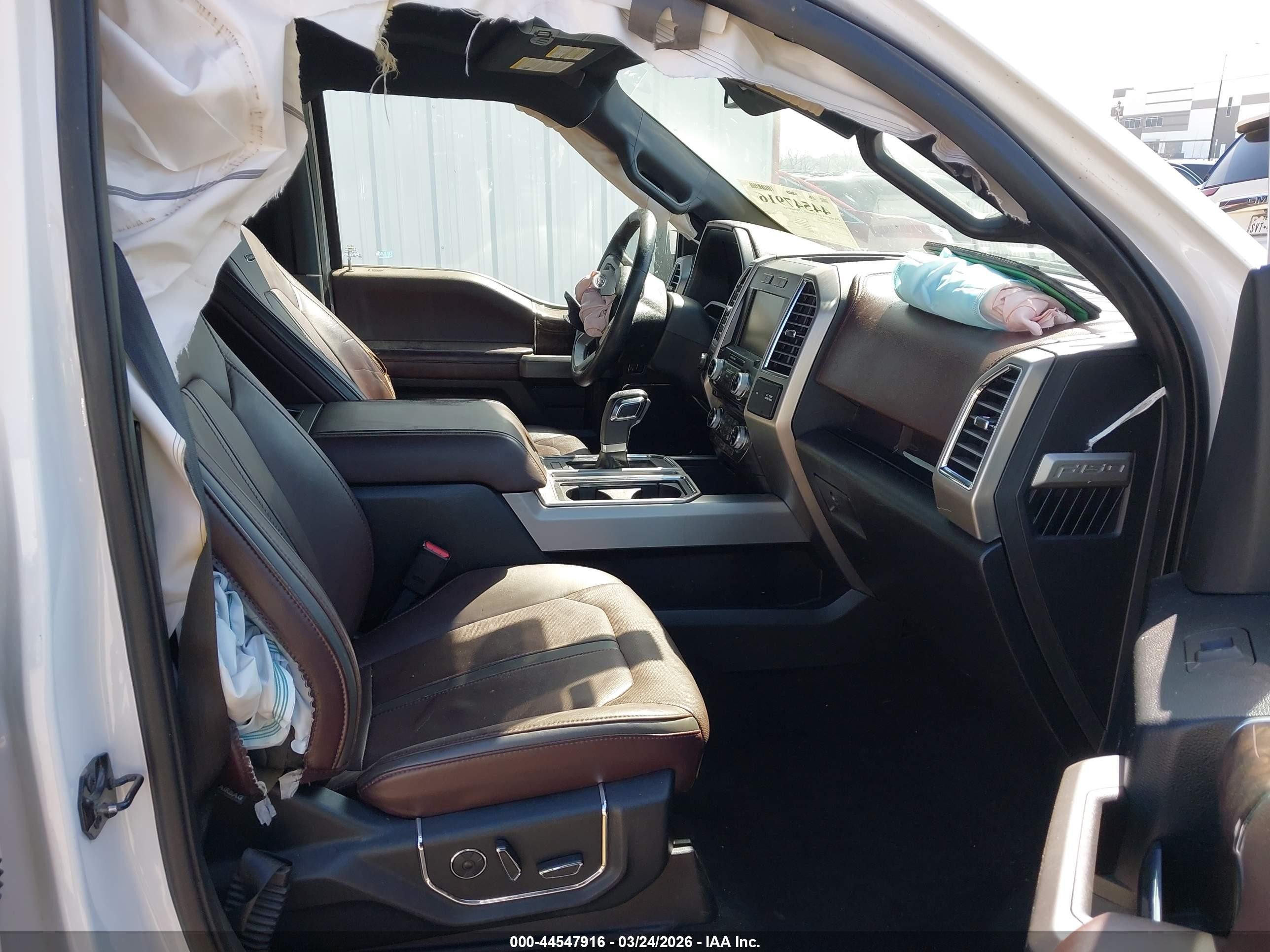 2015 Ford F-150 Platinum White vin: 1FTEW1EG0FFB47781